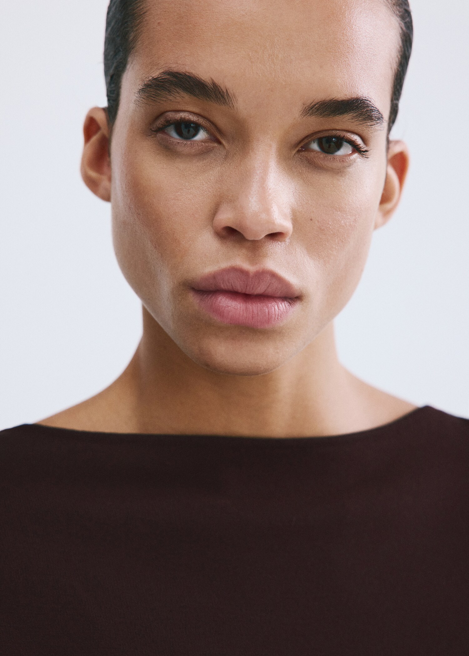 تيشيرت محبوك بأكمام قصيرة - تفاصيل المنتج 1