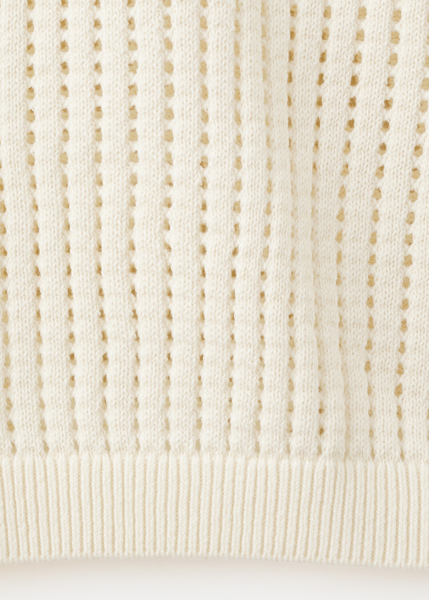 Short-sleeved openwork knitted sweater - Details of the article 0