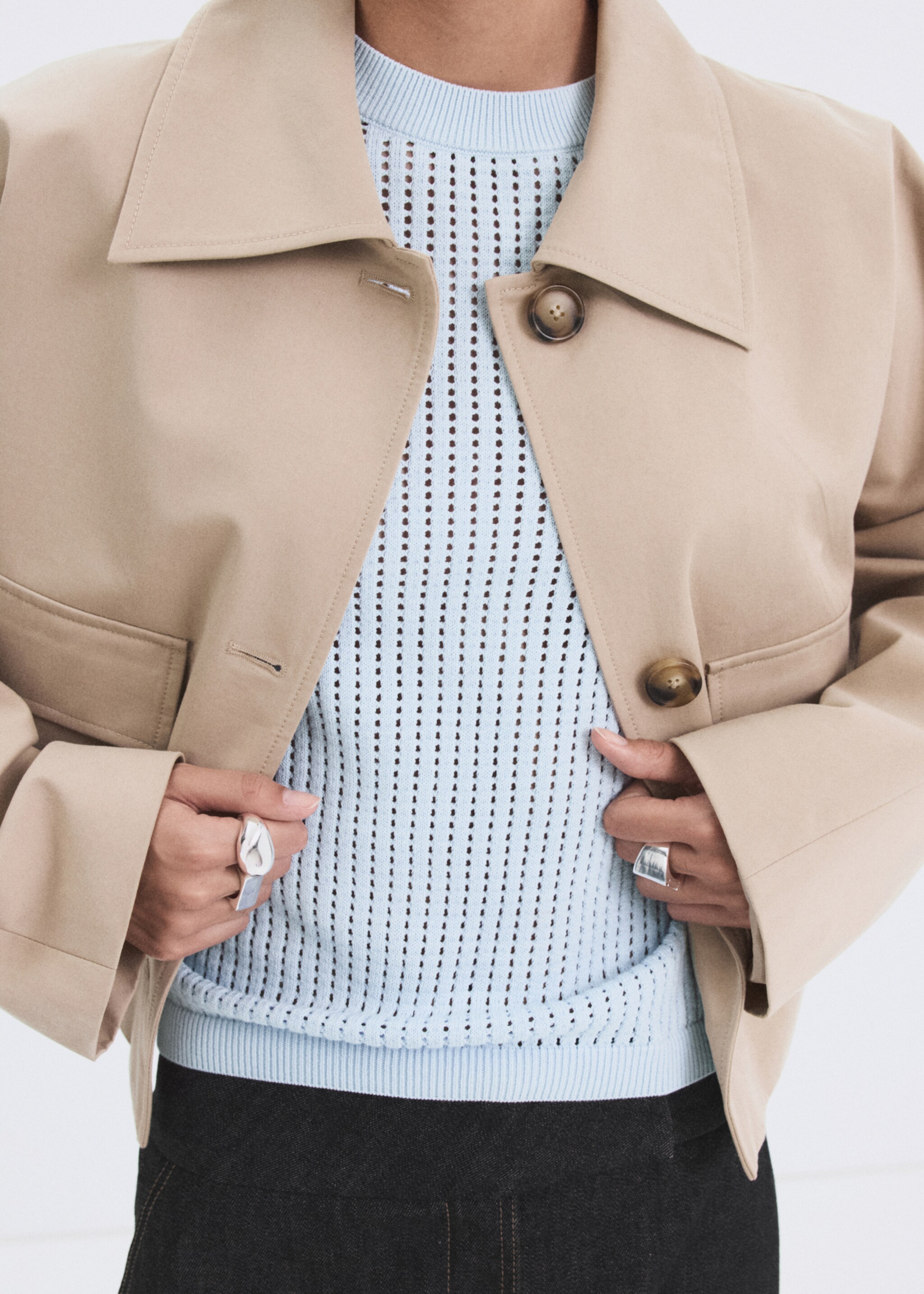 Short-sleeved openwork knitted sweater - Details of the article 6, Sky Blue. Ref: 27005830-00.