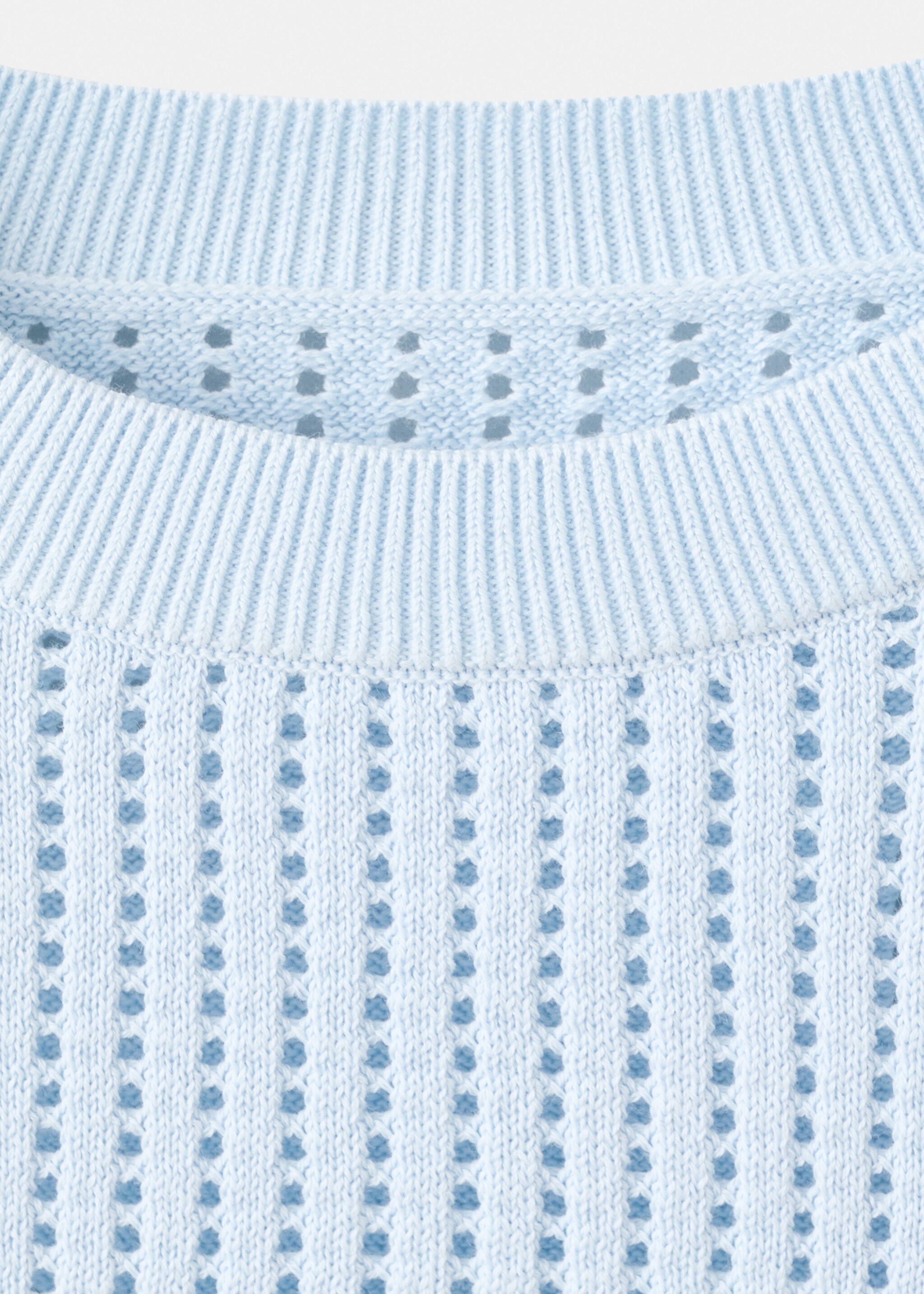 Short-sleeved openwork knitted sweater - Details of the article 8, Sky Blue. Ref: 27005830-00.