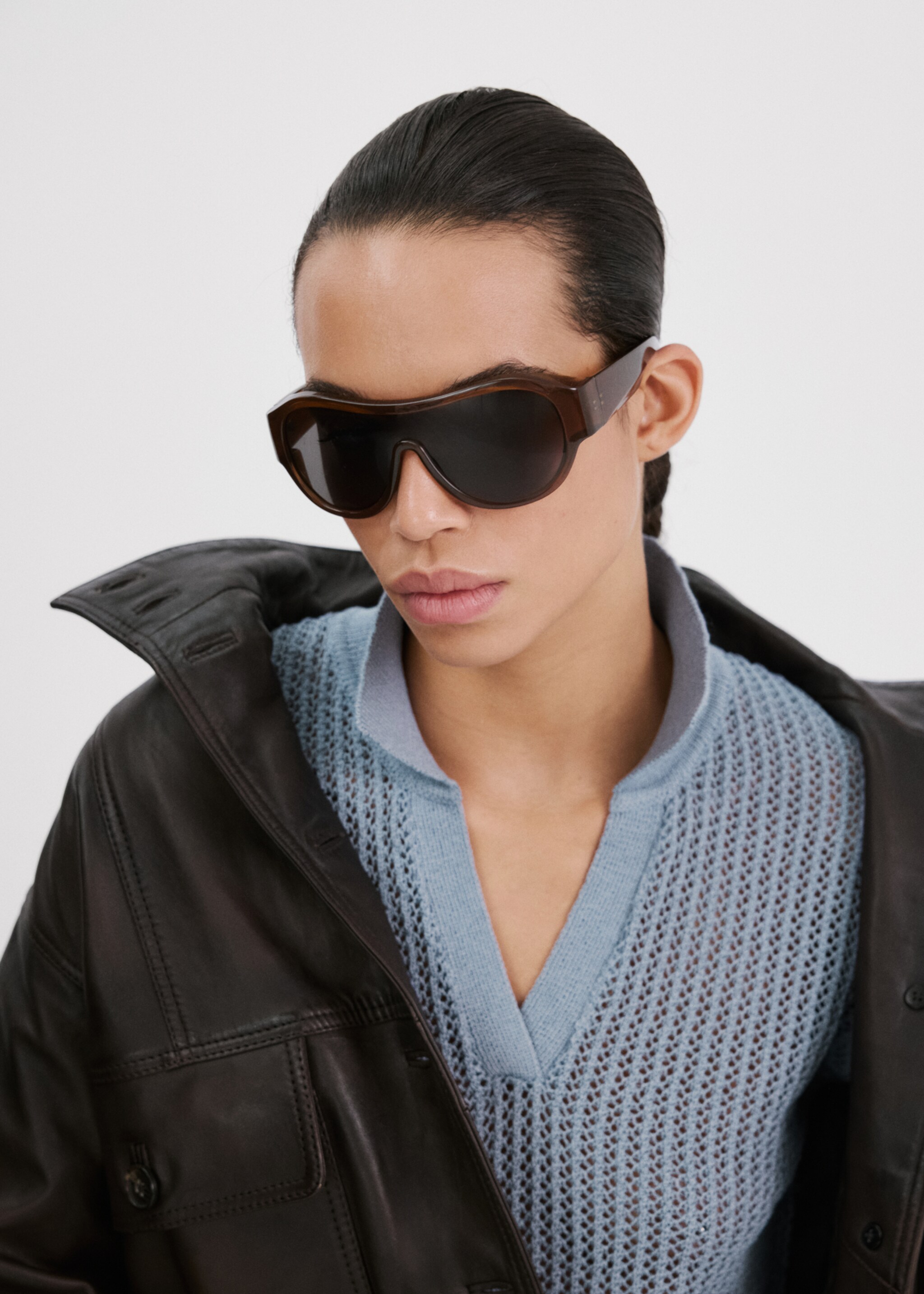 سترة منسوجة مخرمة برقبة بولو - تفاصيل المنتج 1, أزرق سماوي. Ref: 27005831-00.