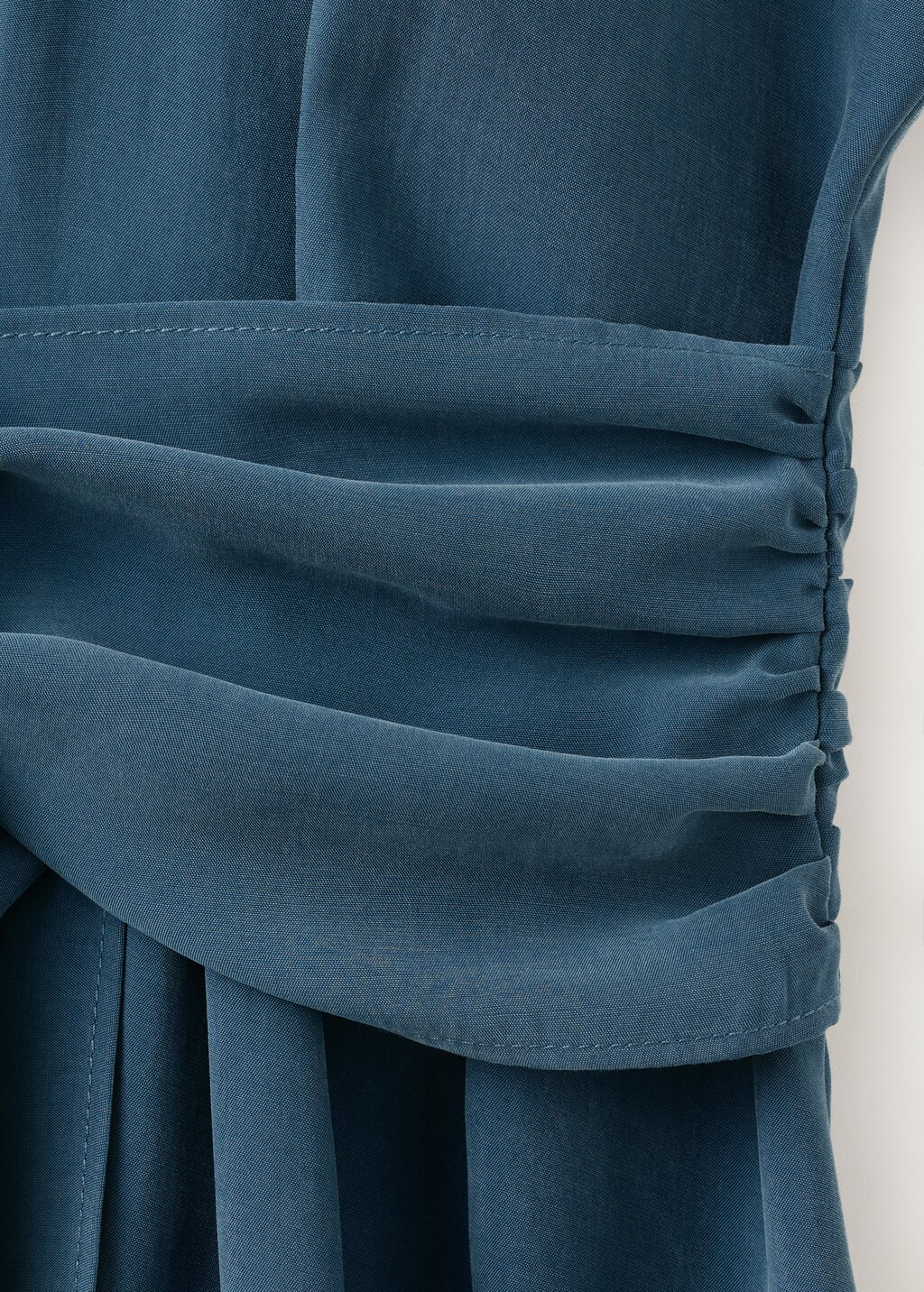 Belt shirt dress - image 4