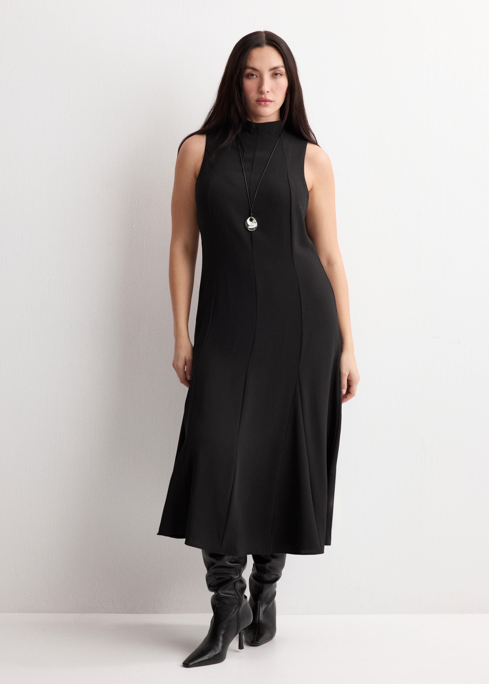 Turtleneck midi-dress - Details of the article 3, Black. Ref: 27005835-00.