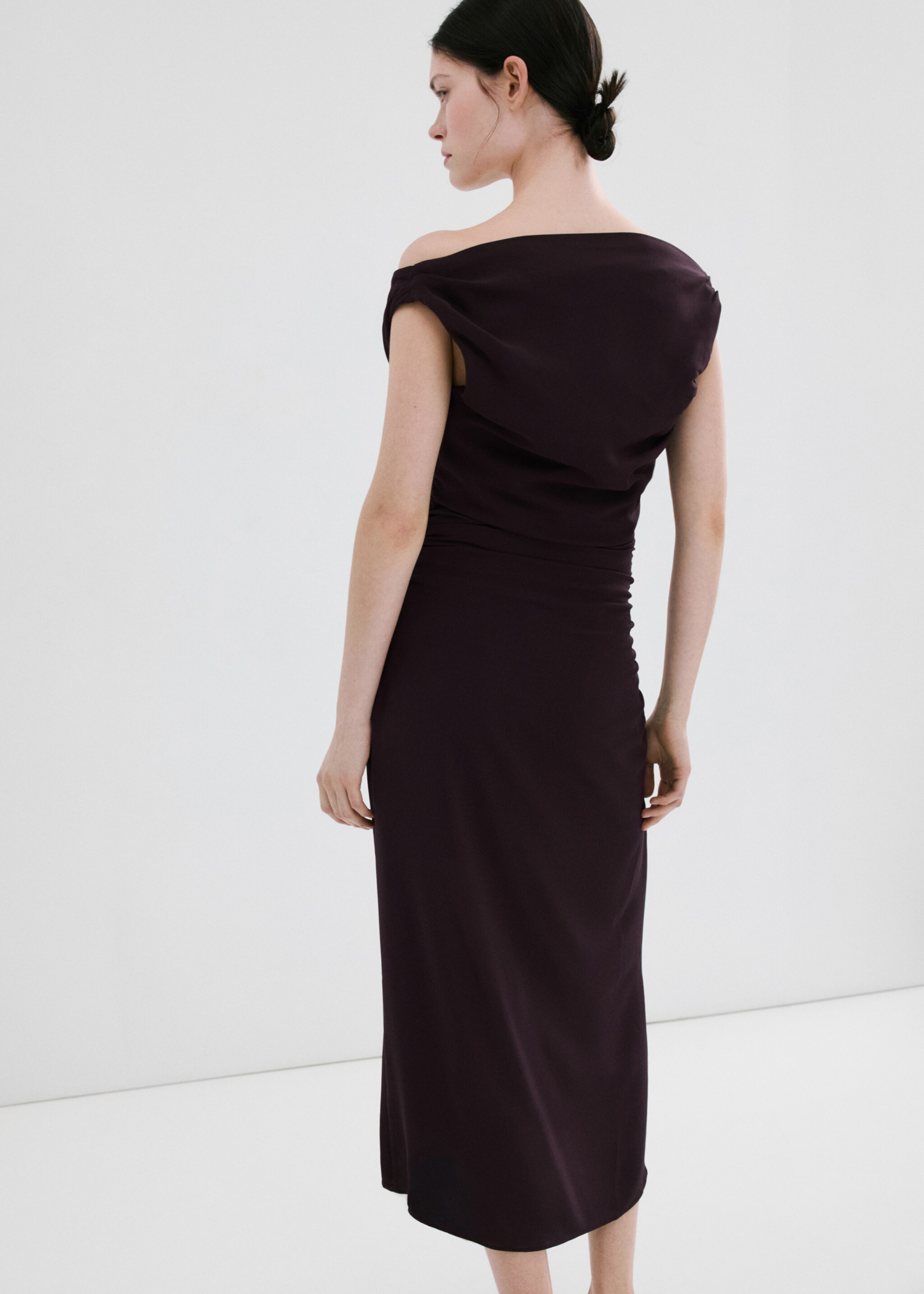 Ruched dress with crossover neckline - Reverse of the article, Brown. Ref: 27005836-00.