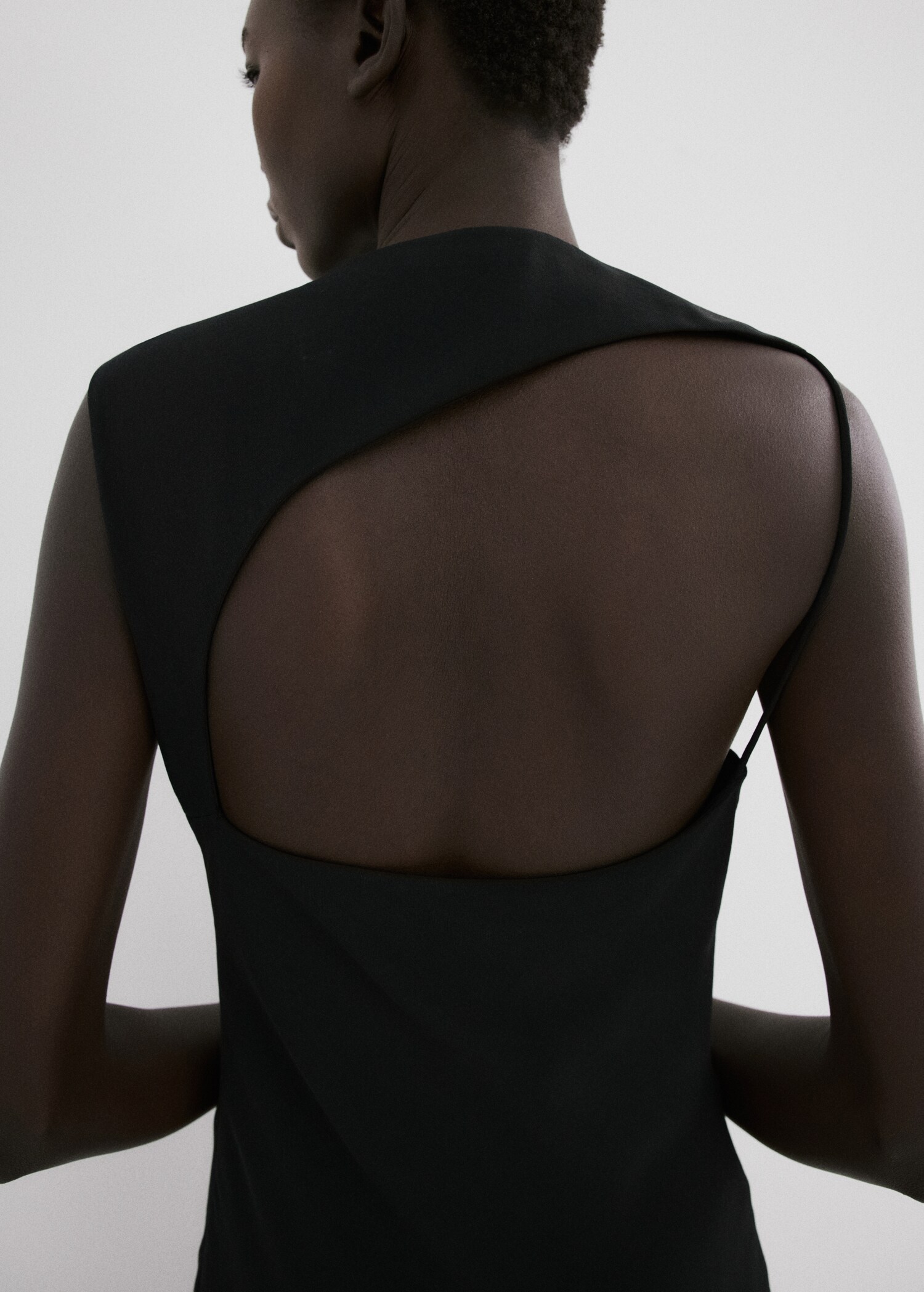 Midi-dress with open back - Details of the article 6
