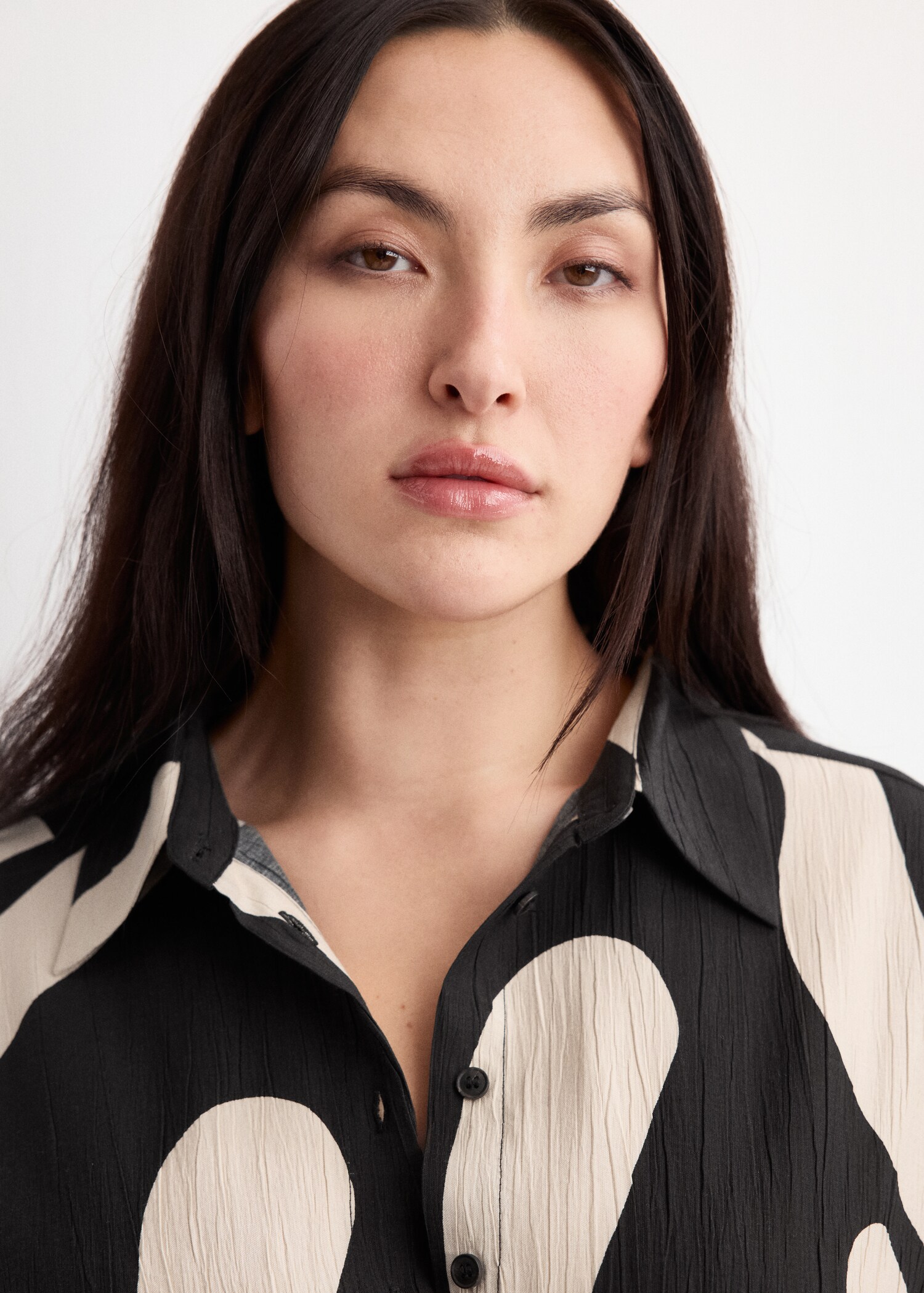 Vestido camisero largo estampado - Detalle del artículo 4