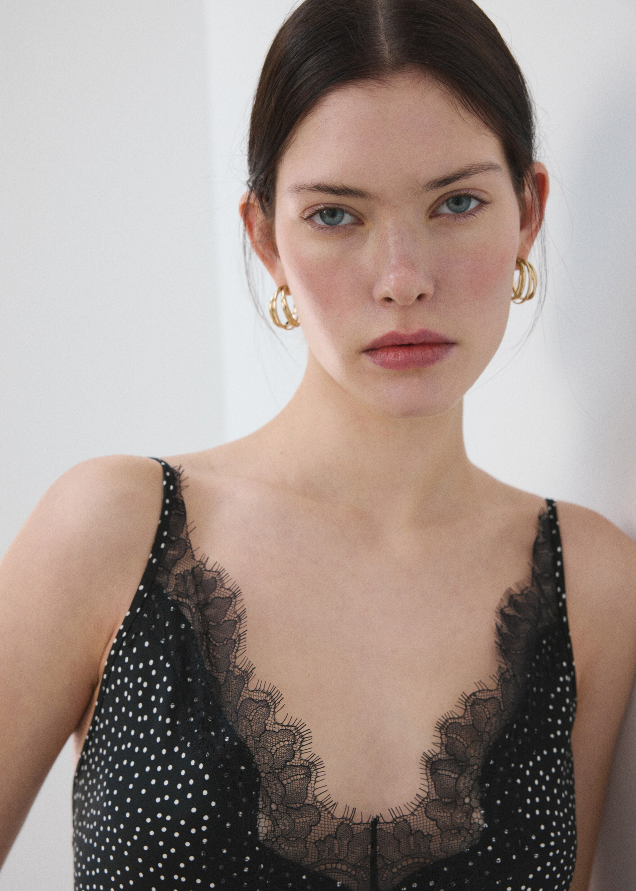 Polka dot lace dress - Details of the article 1, Black. Ref: 27005845-00.