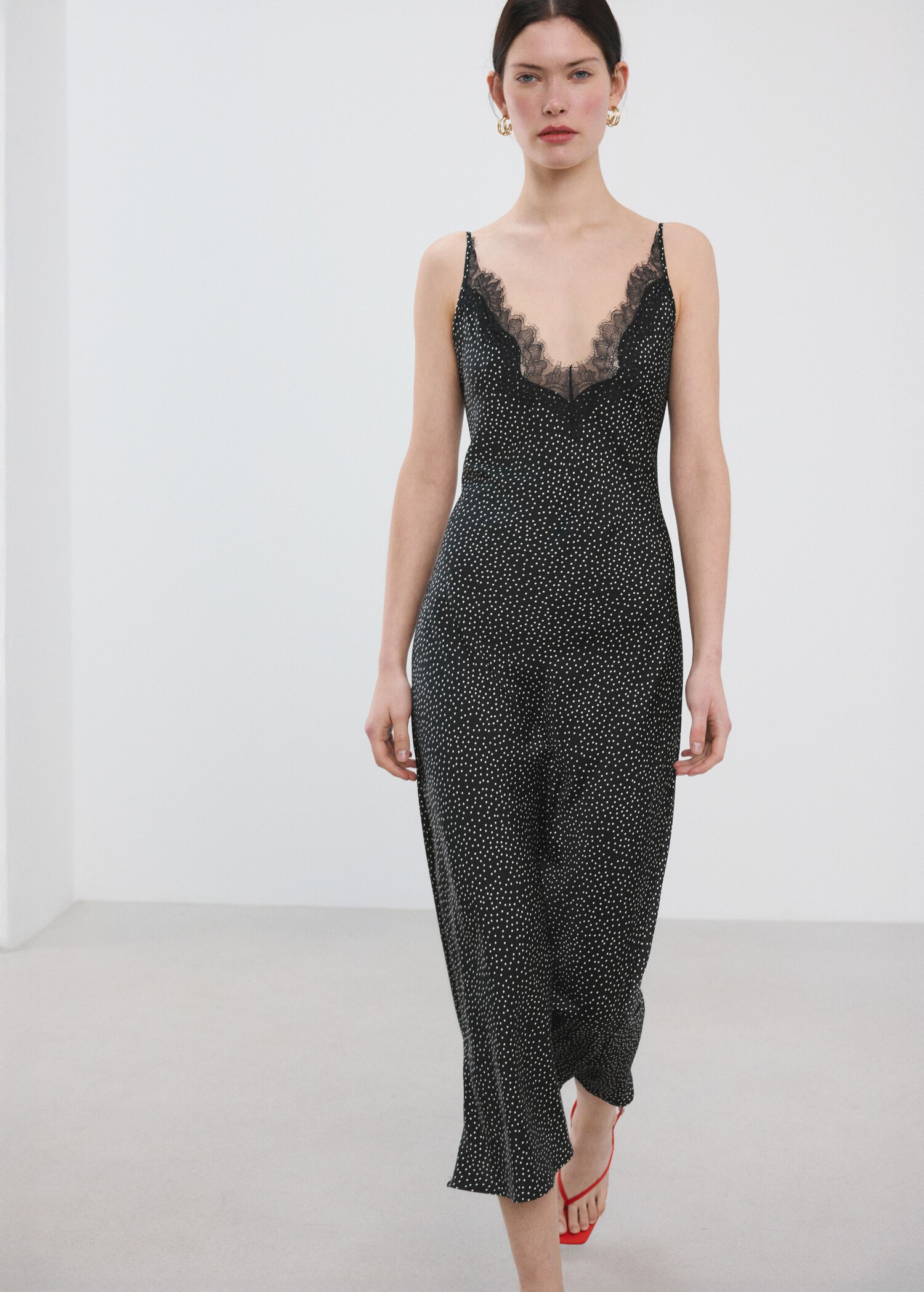 Polka dot lace dress - Details of the article 2