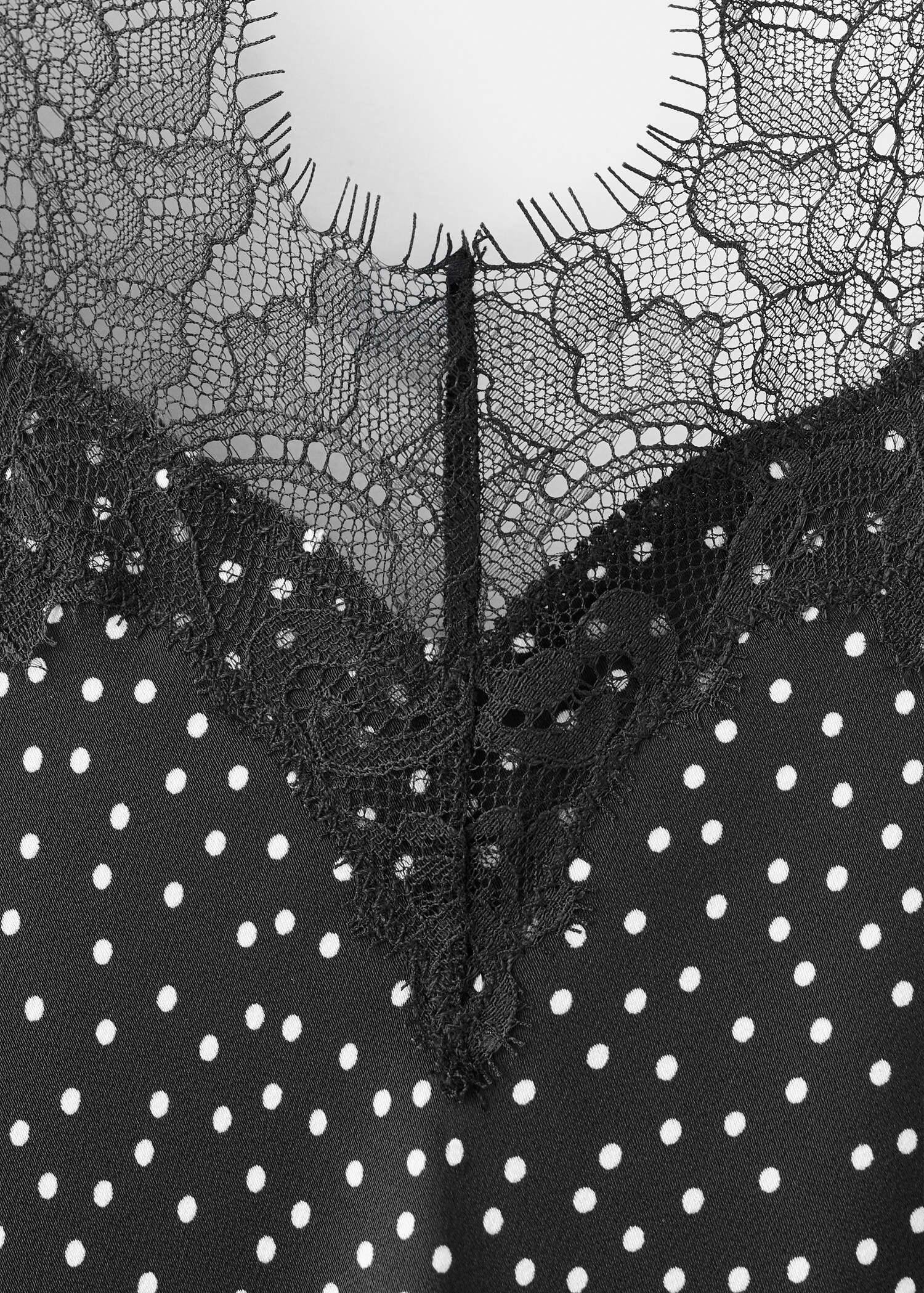 Polka dot lace dress - Details of the article 8