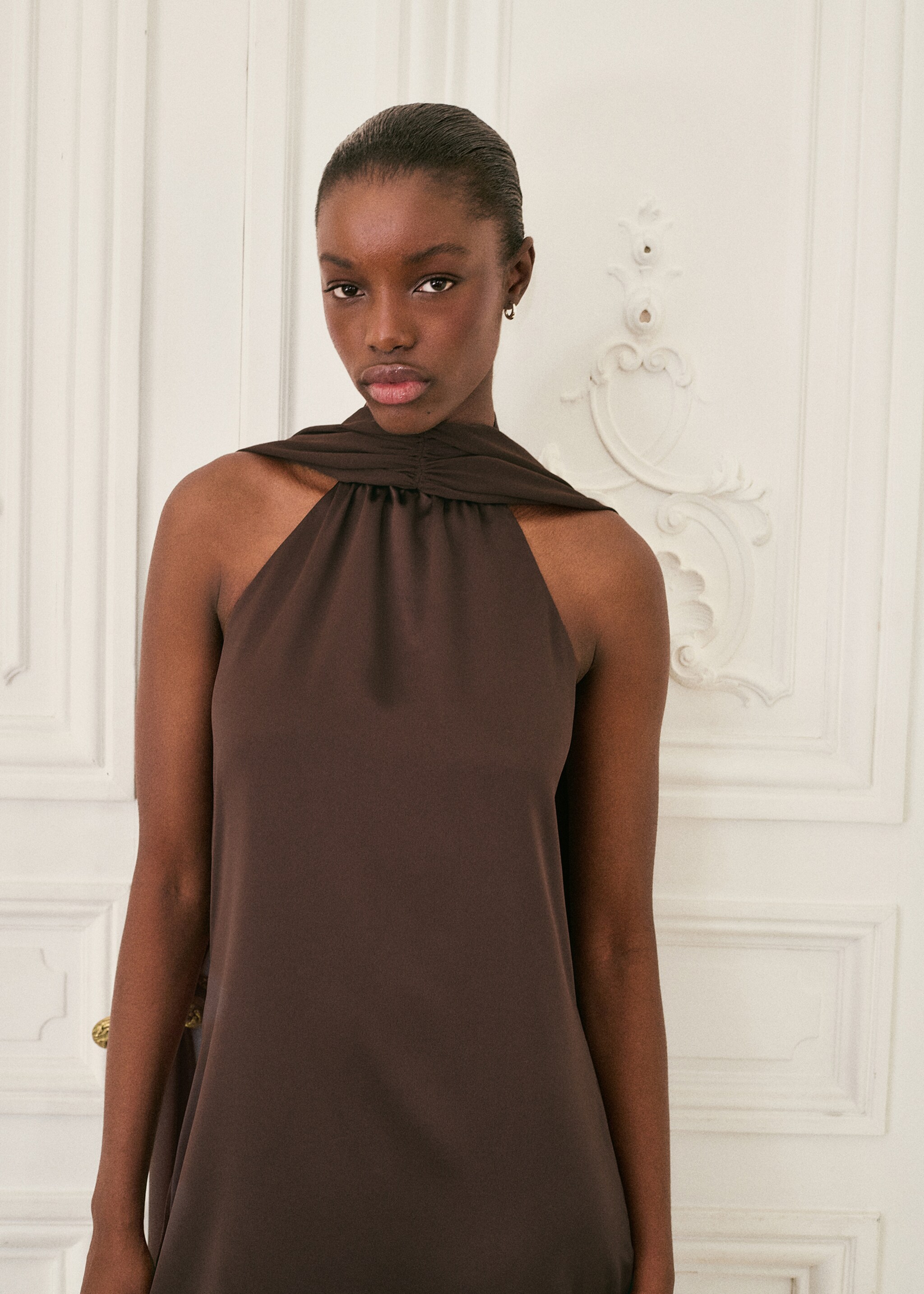 Robe col halter foulard - Détail de l'article 5, Marron. Ref: 27005851-00.