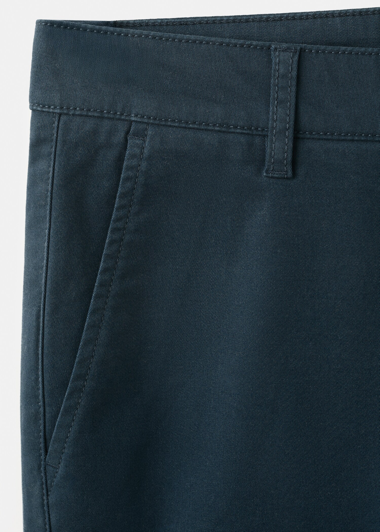 Cotton Bermuda shorts - Details of the article 0