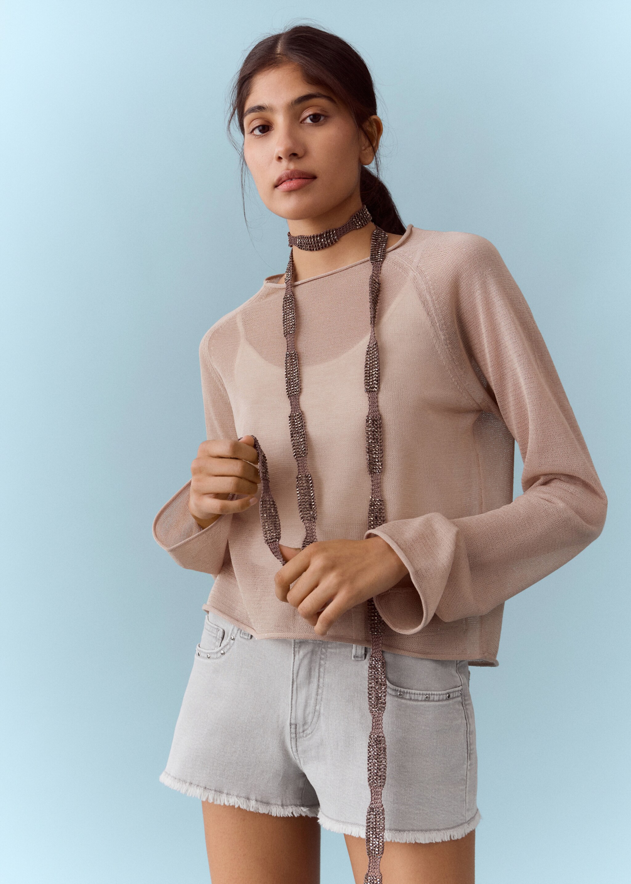 Straight shorts with frayed hem - Details of the article 4, Denim Grey. Ref: 27005950-00.