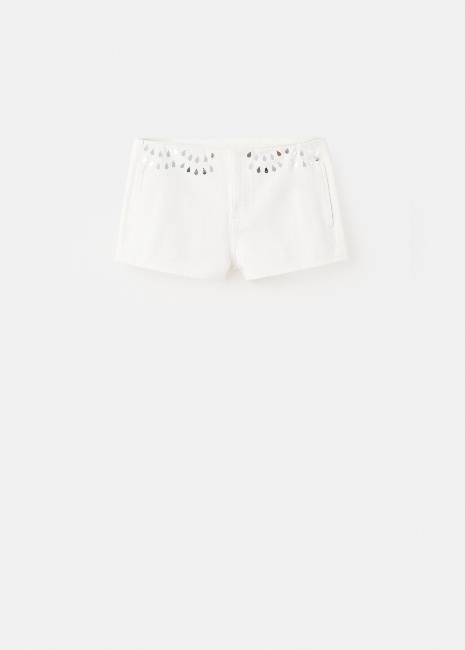 Shorts with bead detailing - Article without model