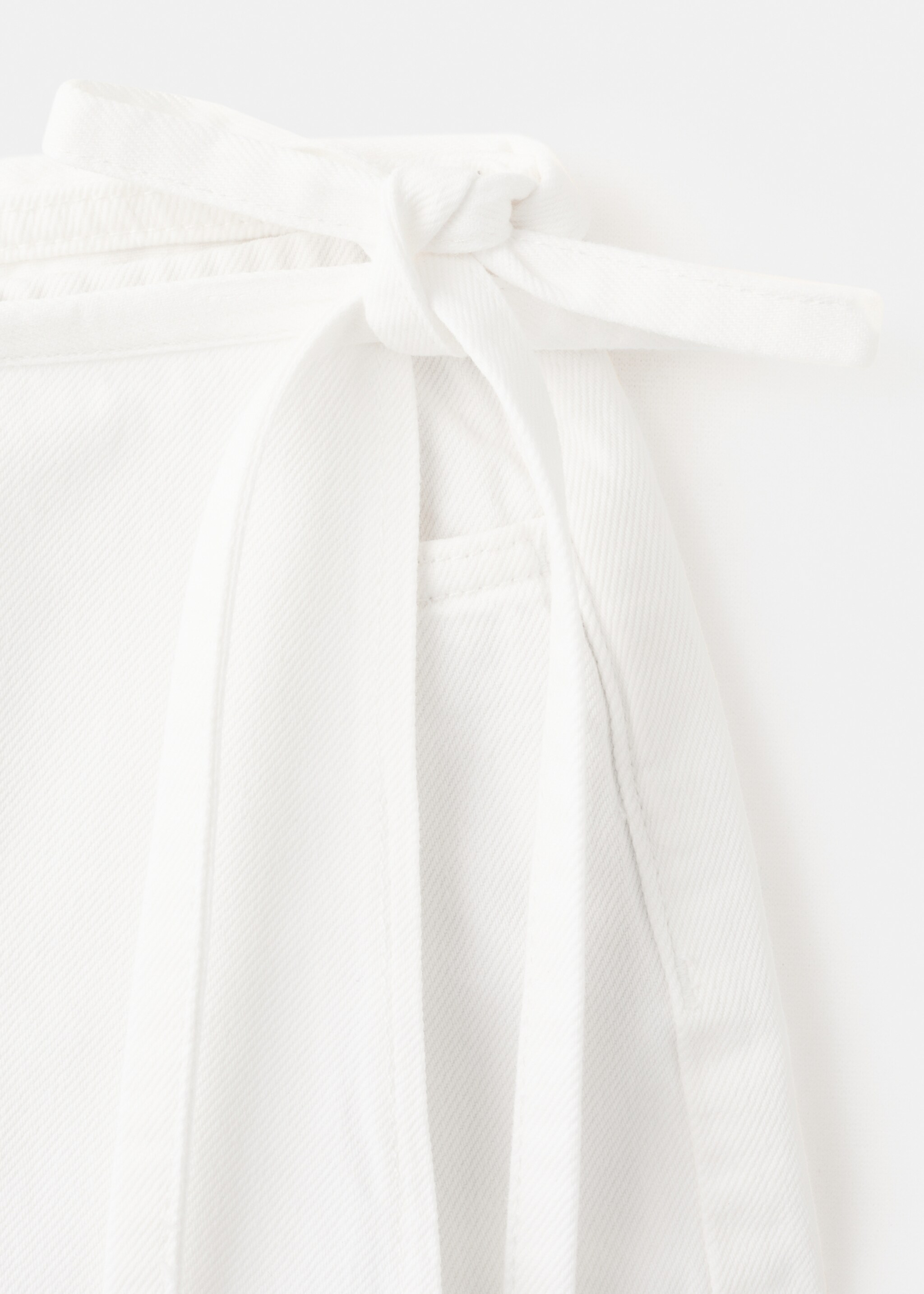 Shorts with removable scarf detail - Details of the article 0, Off White. Ref: 27005968-00.
