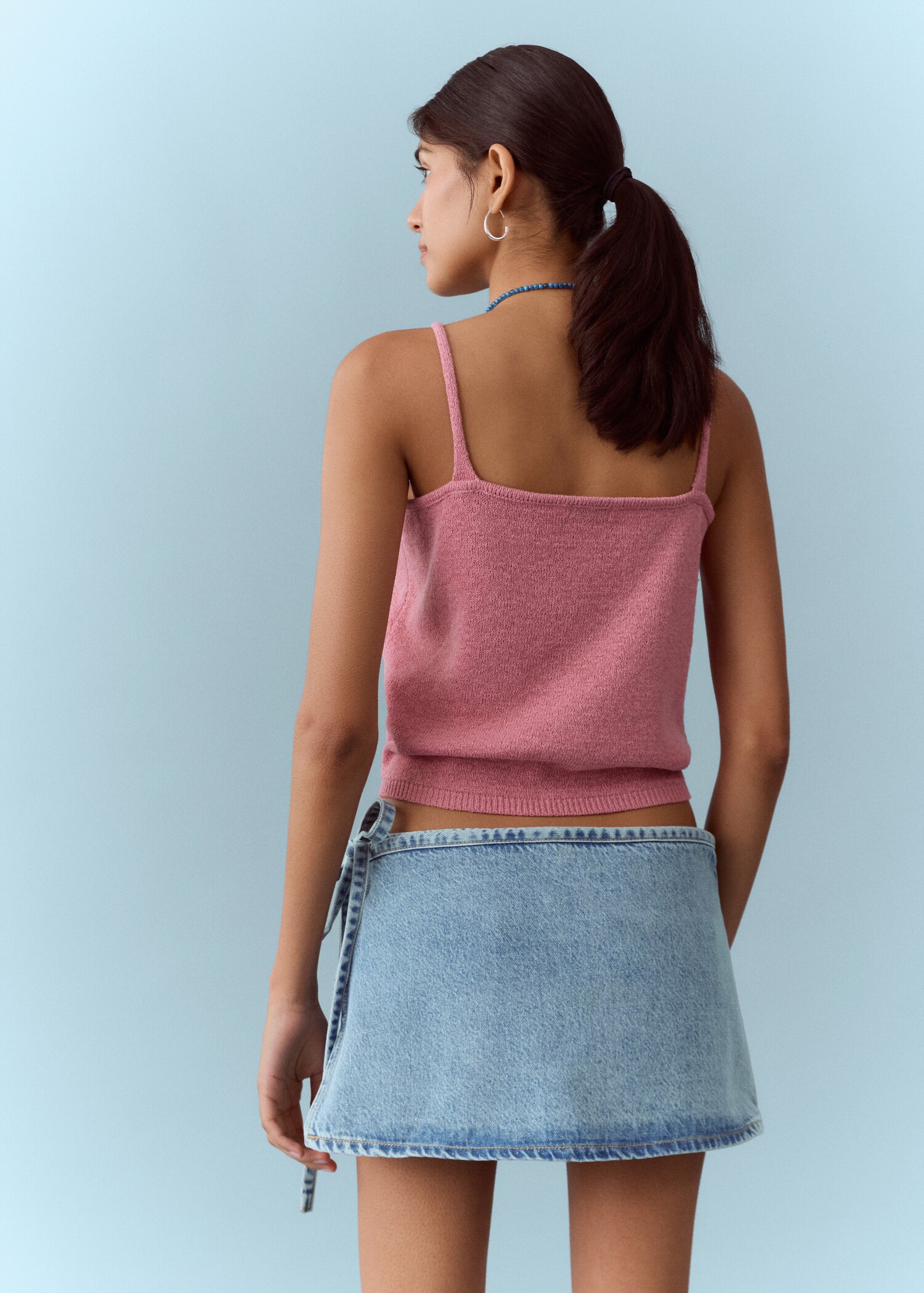 Shorts with detachable bow detail - Reverse of the article