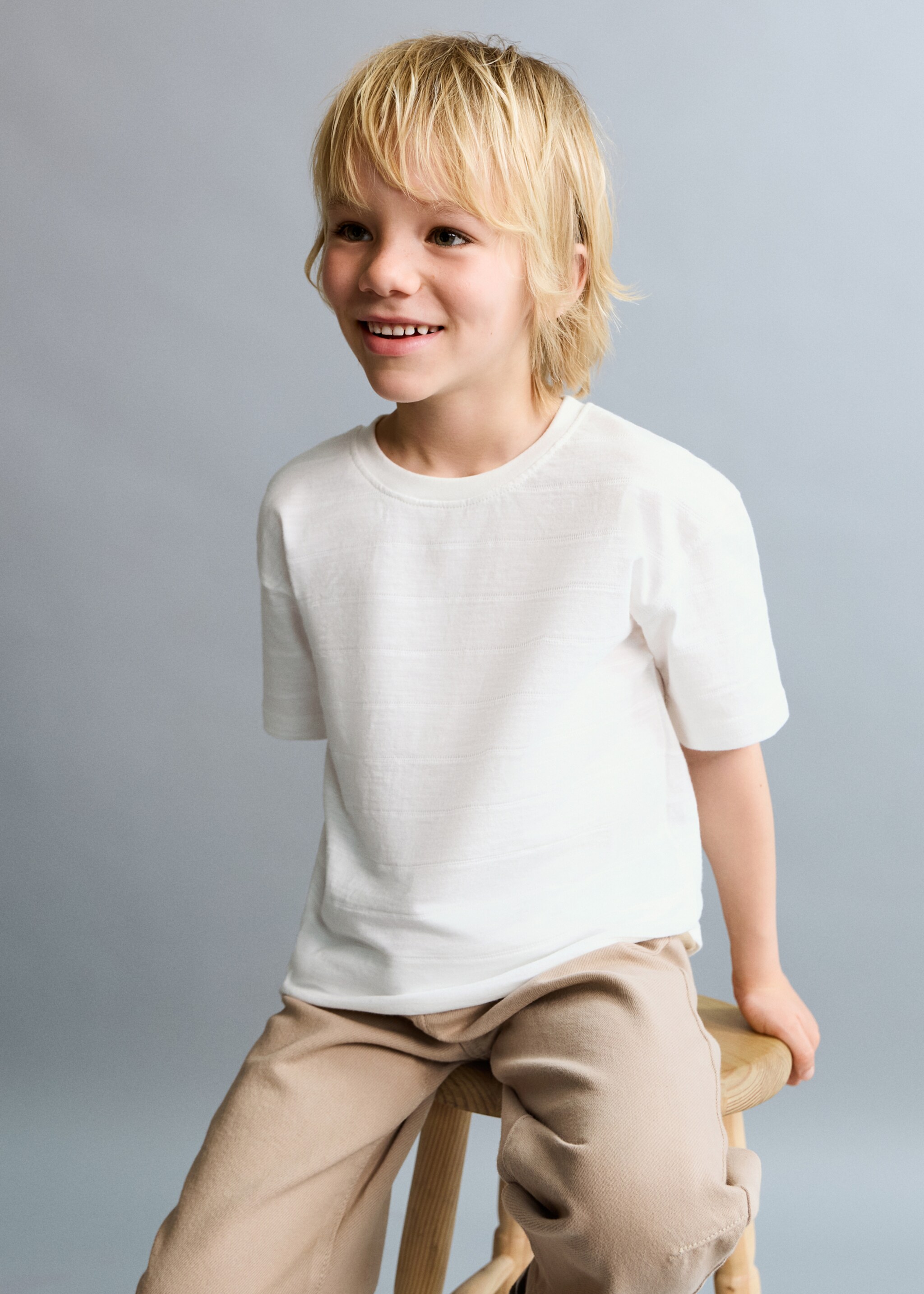 T-shirt basique en coton - Plan moyen, Blanc. Ref: 27006350-00.