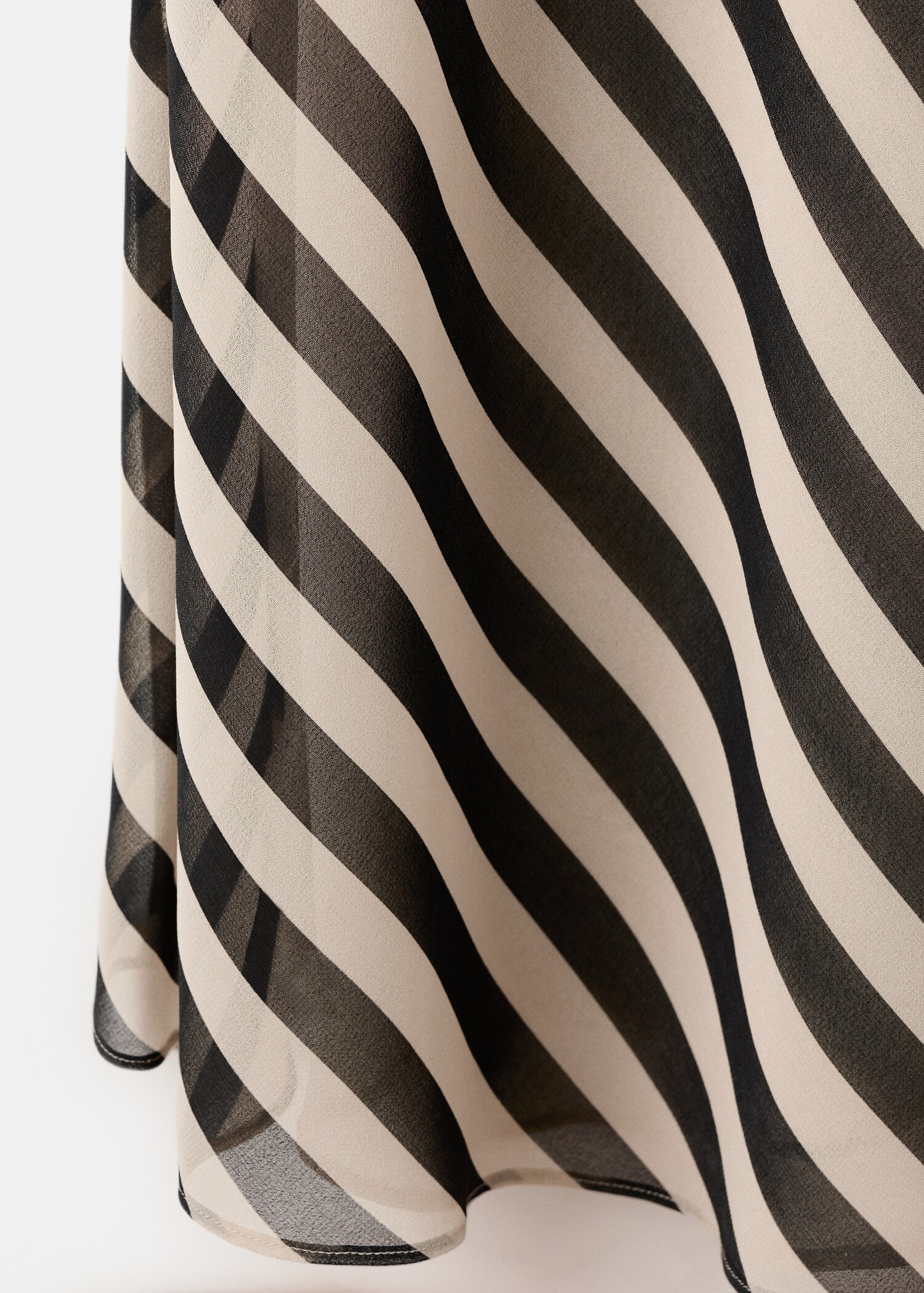 Printed dress with foulard - Details of the article 0