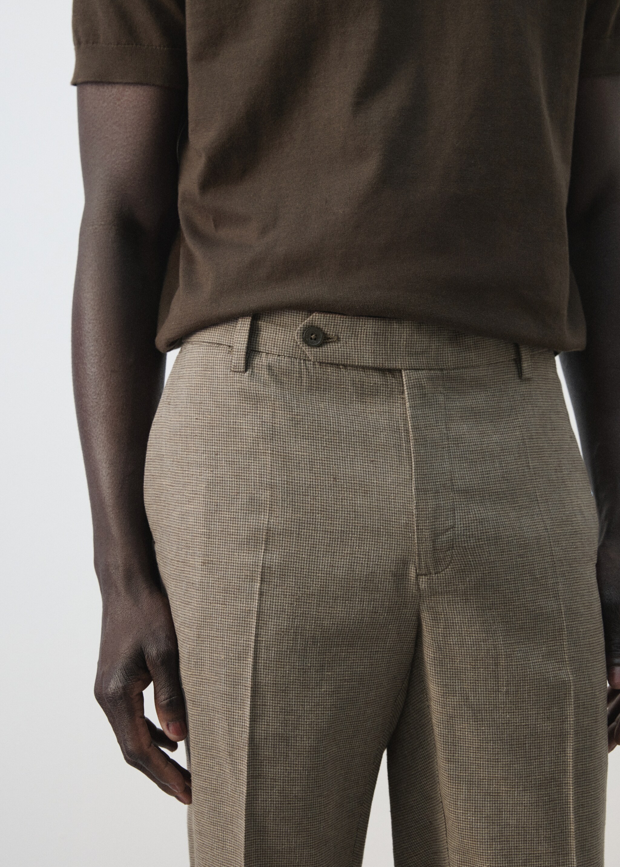 Regular fit houndstooth linen blend trousers - Details of the article 1, Brown. Ref: 27006713-00.
