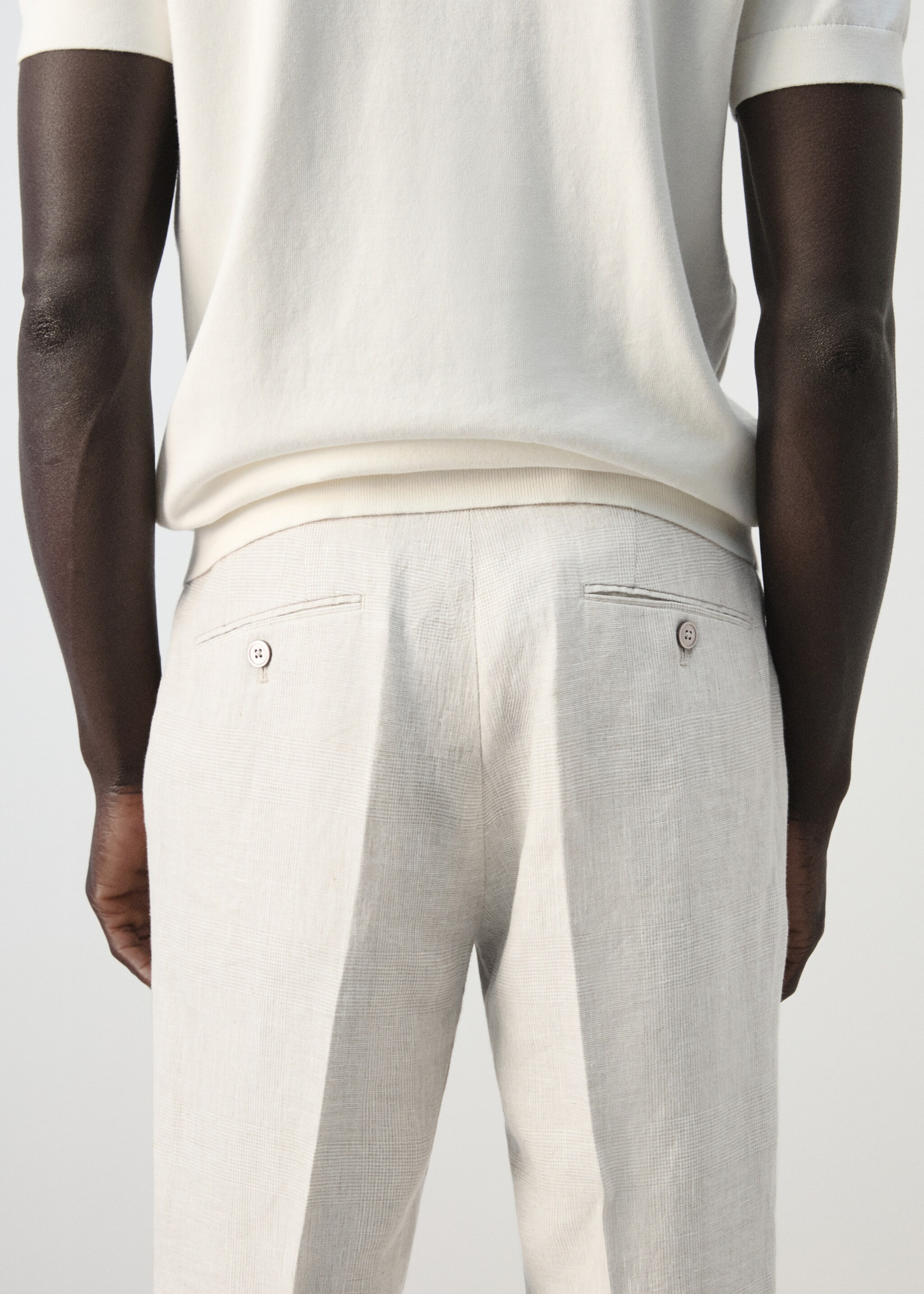 100% linen regular-fit trousers - Details of the article 6, Ecru. Ref: 27006715-00.