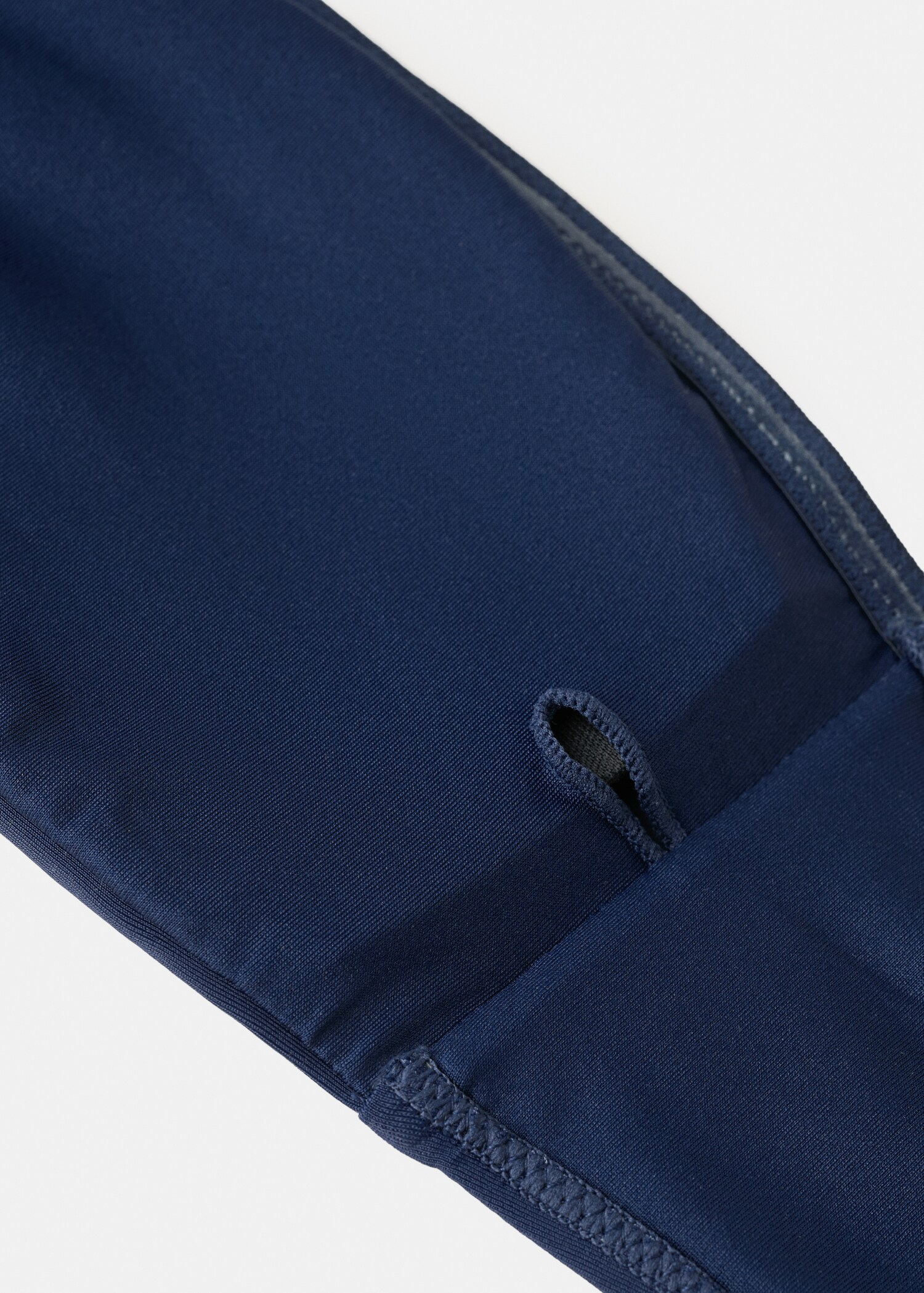 Bandeau bikini with mid-rise briefs - Details of the article 0