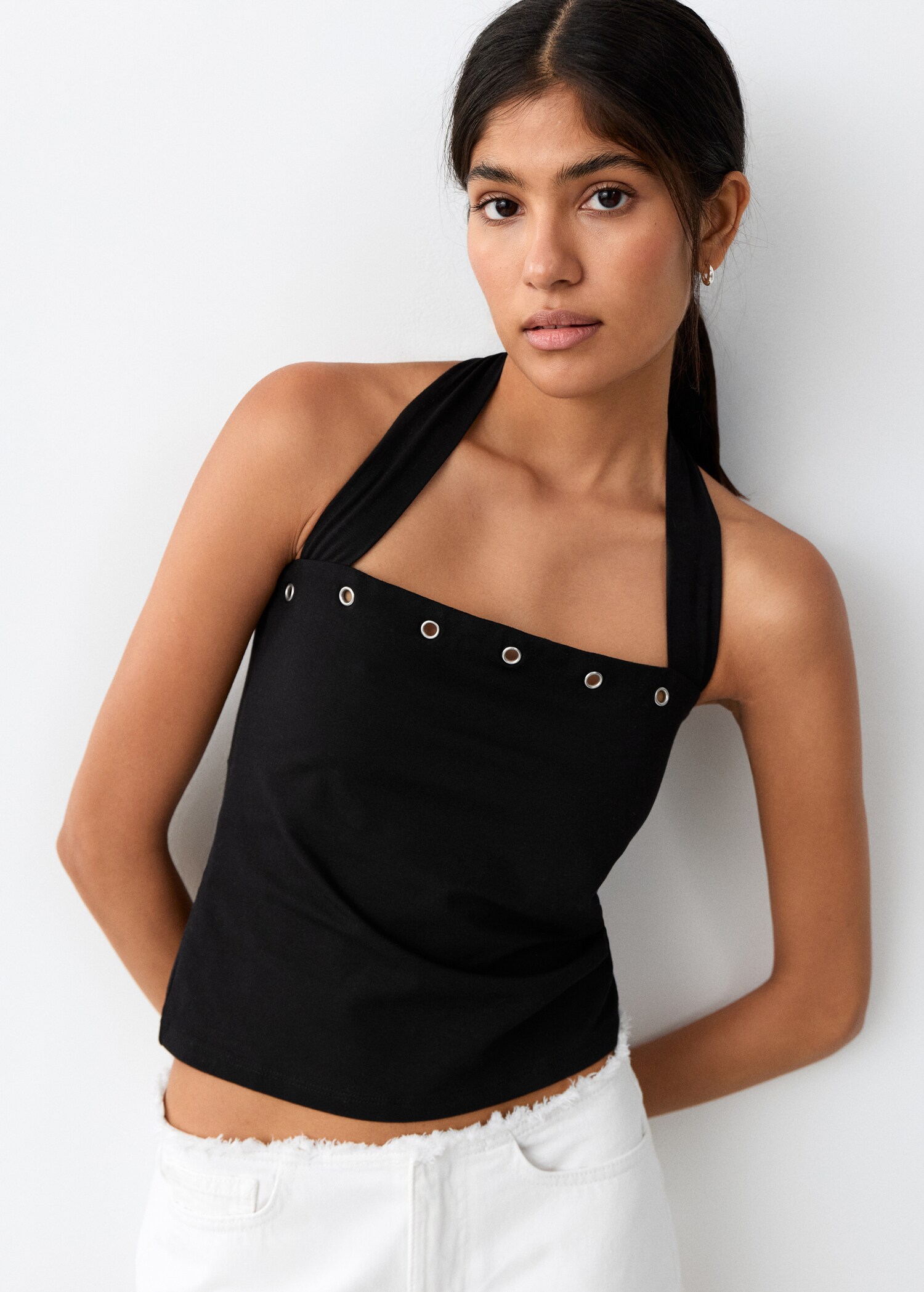 Top halter escote cuadrado - Plano medio