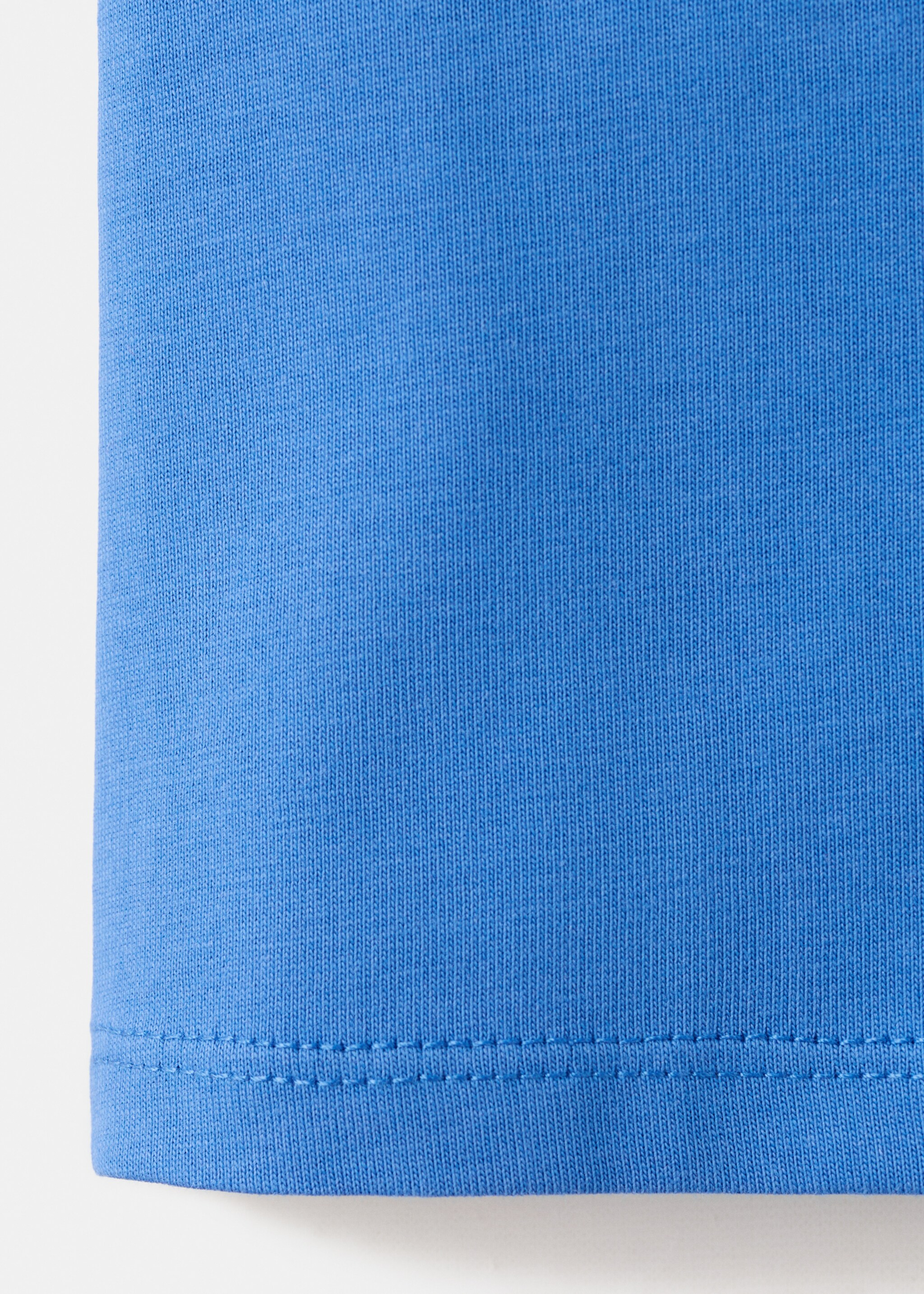 T-shirt asymétrique brodé - Détail de l'article 0, Bleu électrique. Ref: 27006752-00.