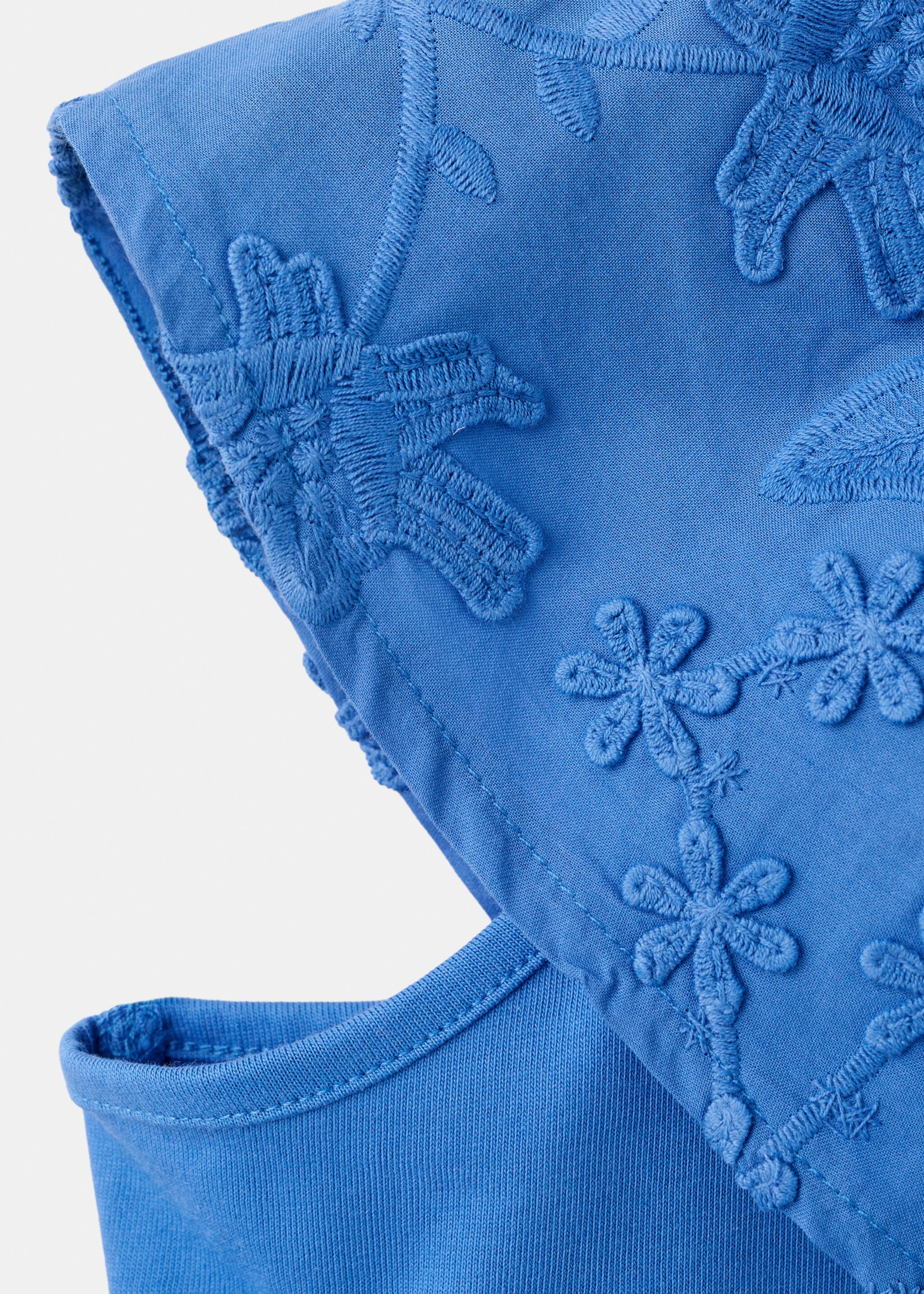 T-shirt asymétrique brodé - Détail de l'article 8, Bleu électrique. Ref: 27006752-00.