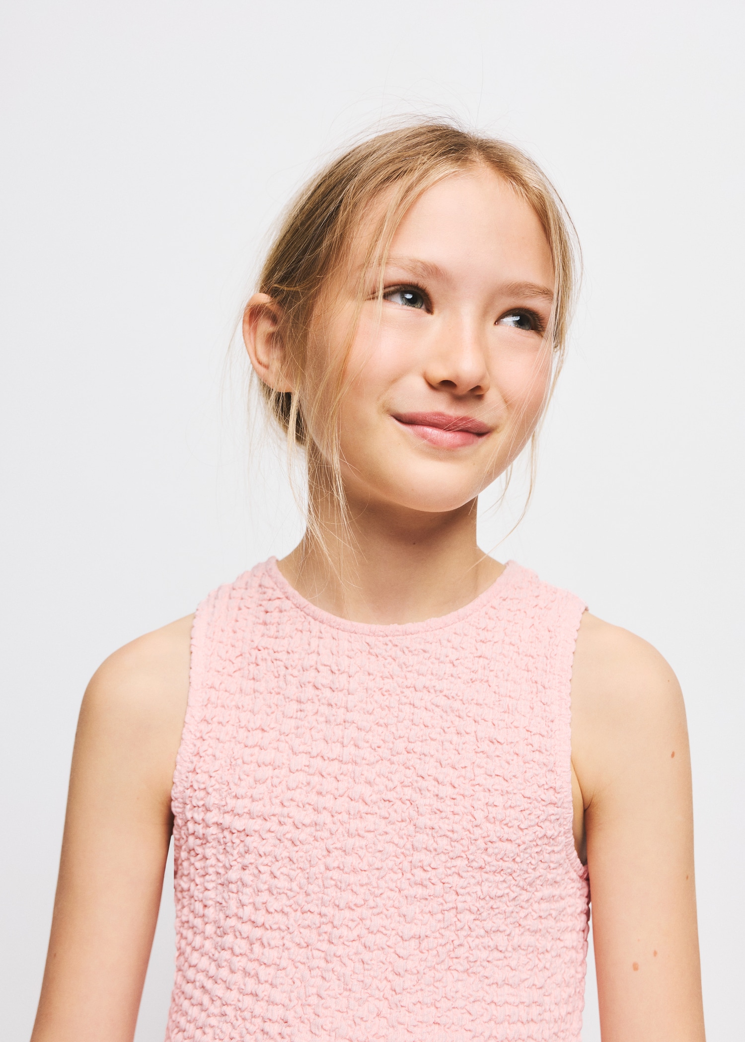 Ruffled top with bows - Details of the article 1