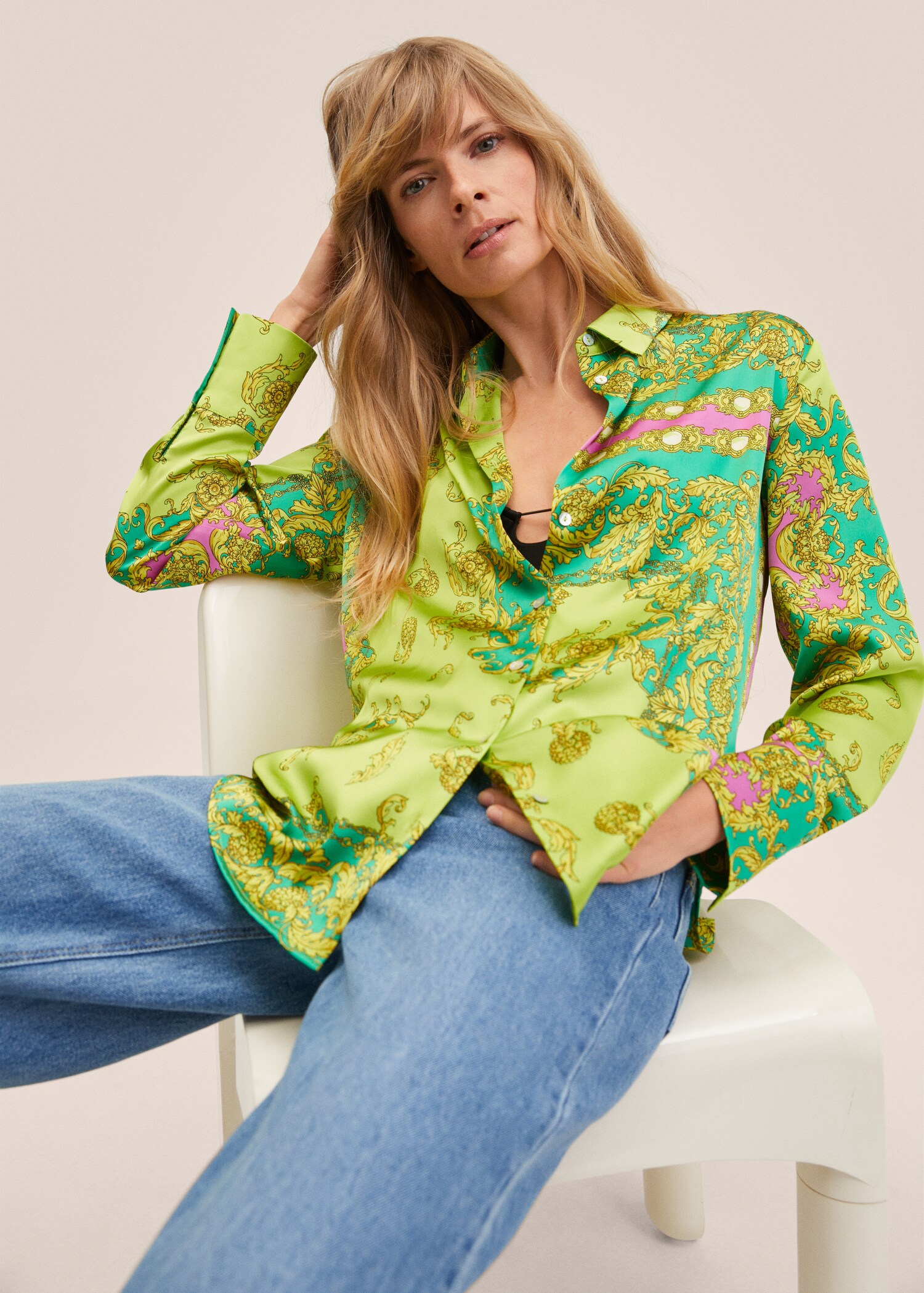 Camisa satinada estampada - Detalle del artículo 2
