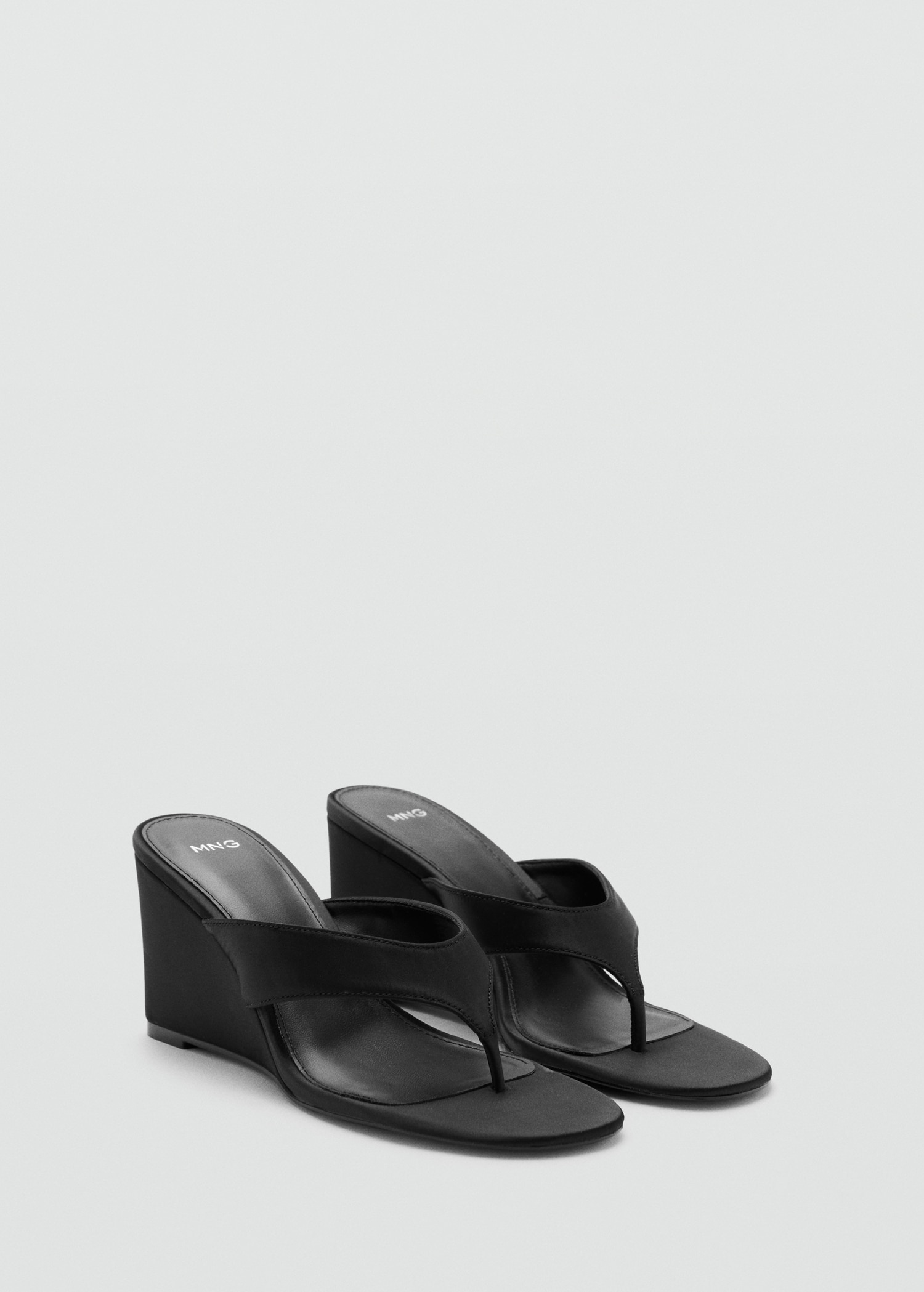 Satin strap wedge sandal - Medium plane