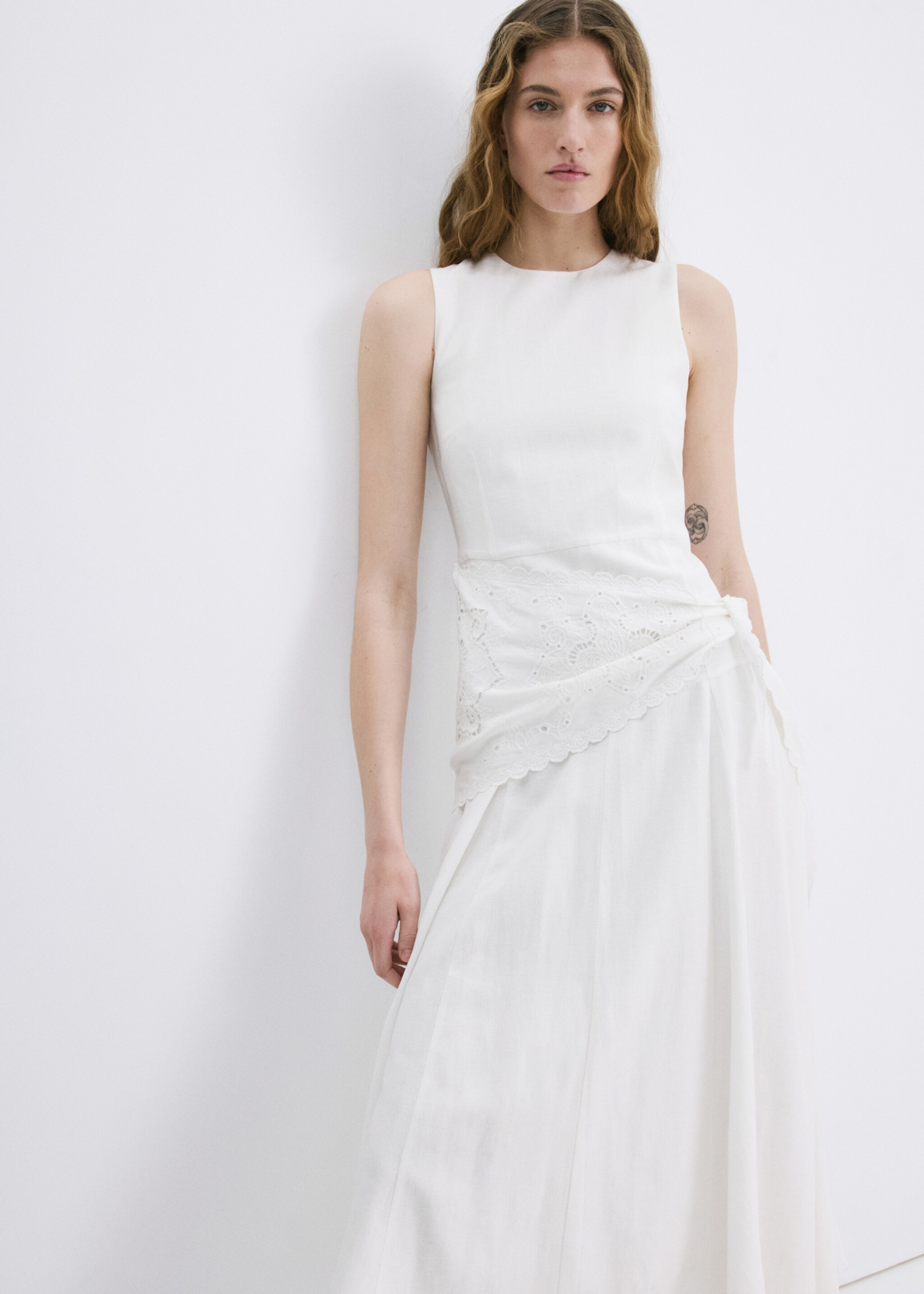 Handkerchief A-line dress - Details of the article 1, Ecru. Ref: 27007158-00.