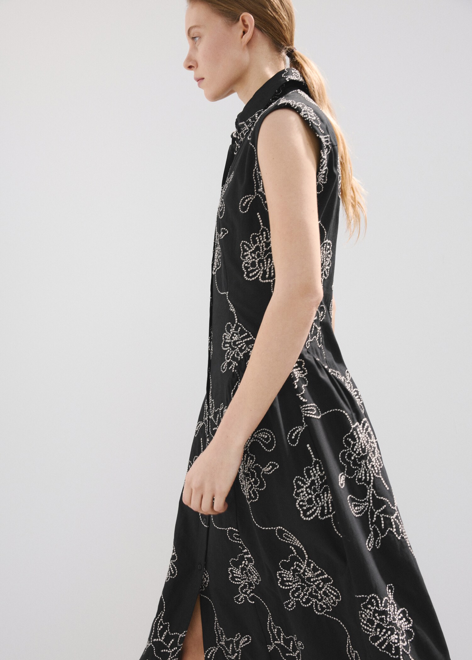Embroidered floral shirt dress - Medium plane