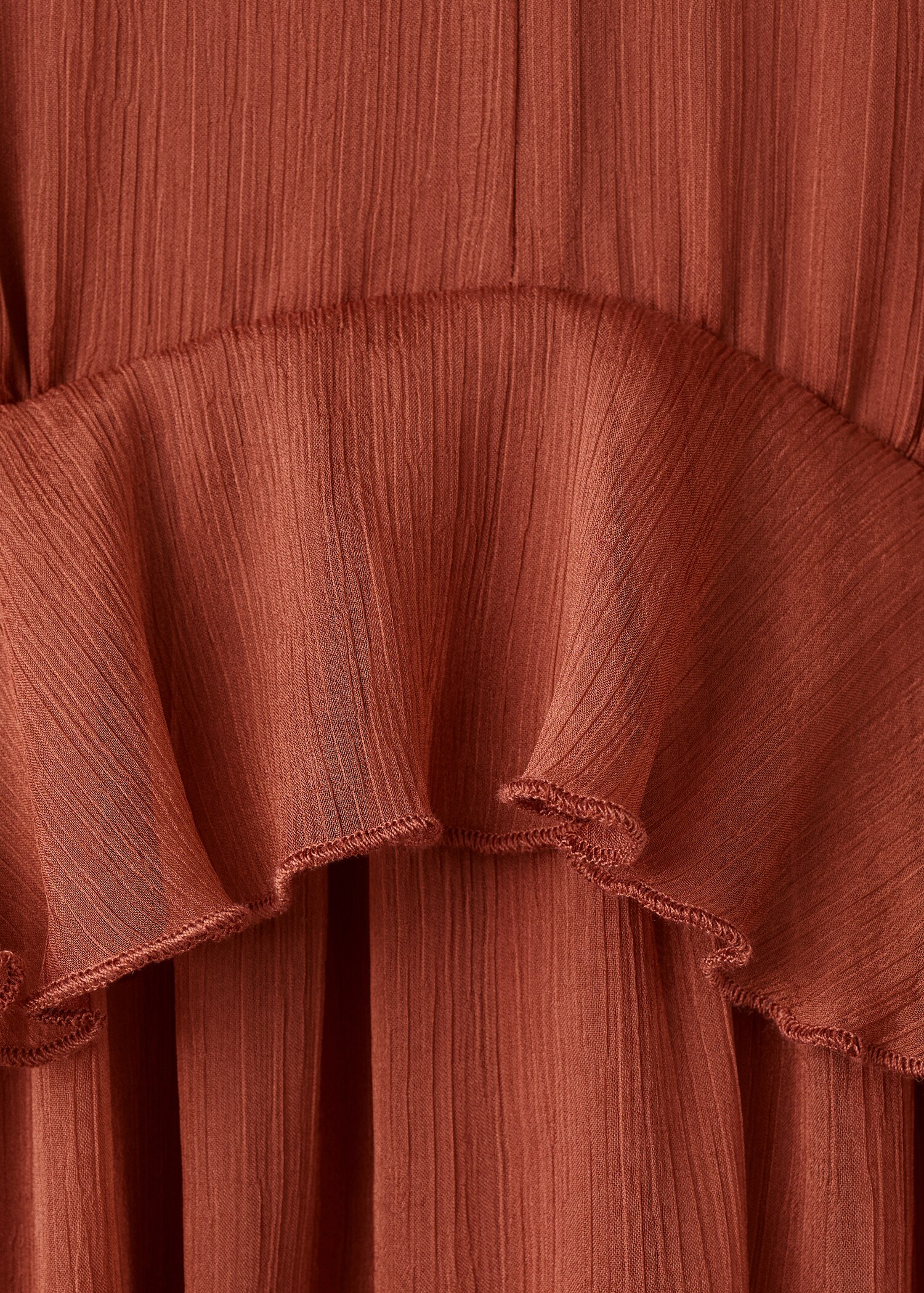 Long ruffled dress - Details of the article 8