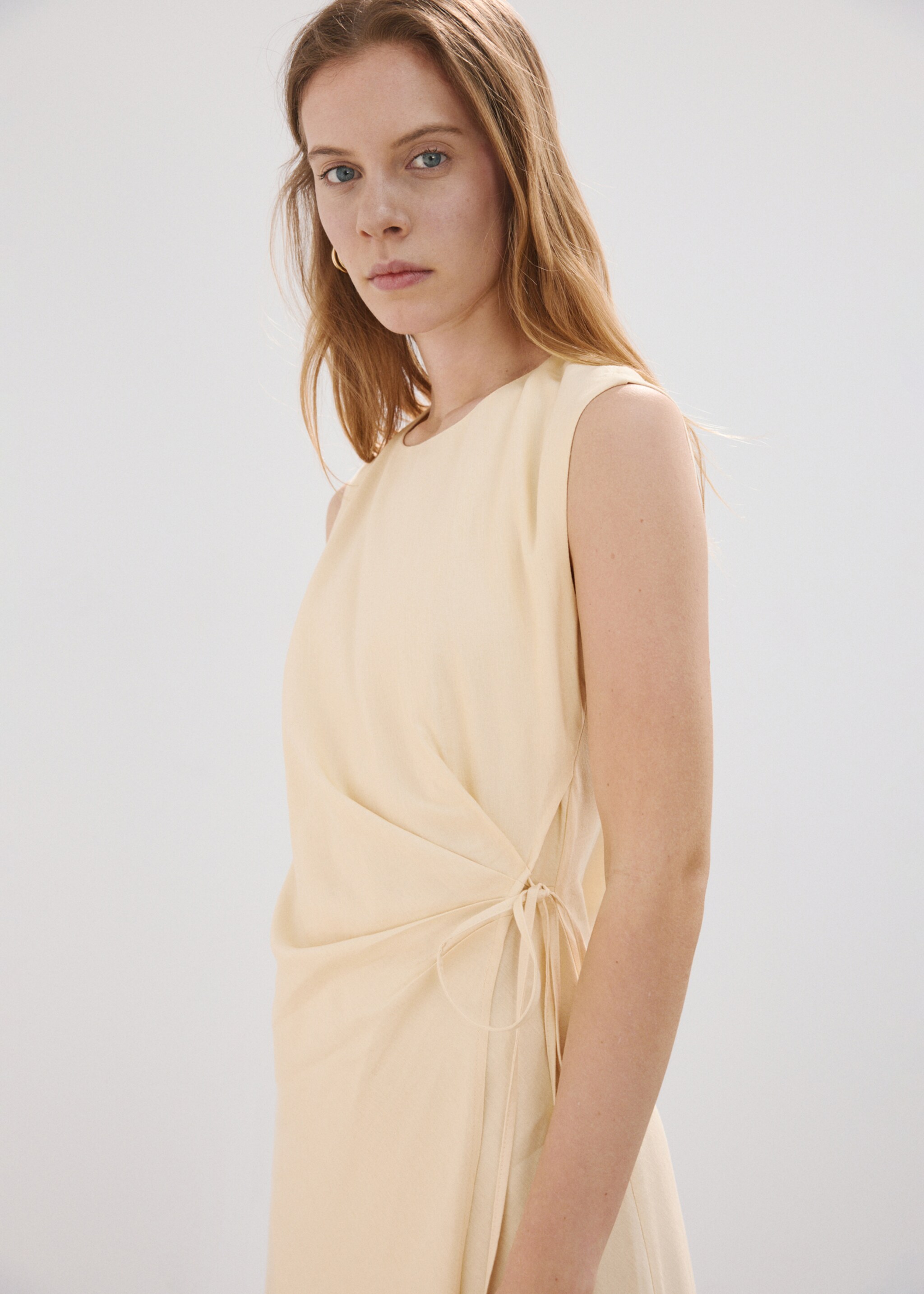 Wrap midi-dress with knot - Medium plane, Vanilla. Ref: 27007171-00.