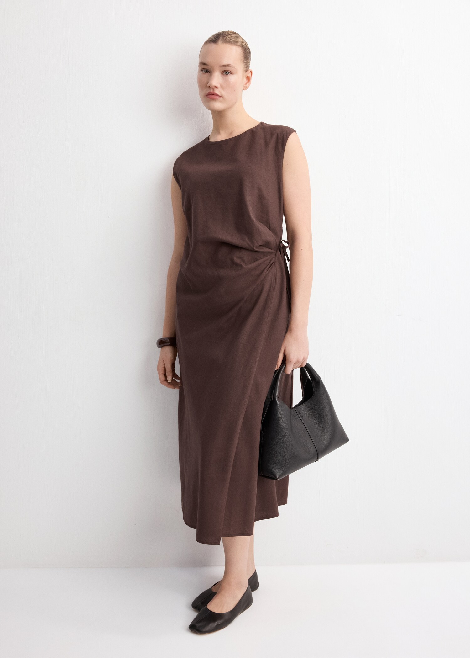 Wrap midi-dress with knot - Details of the article 3