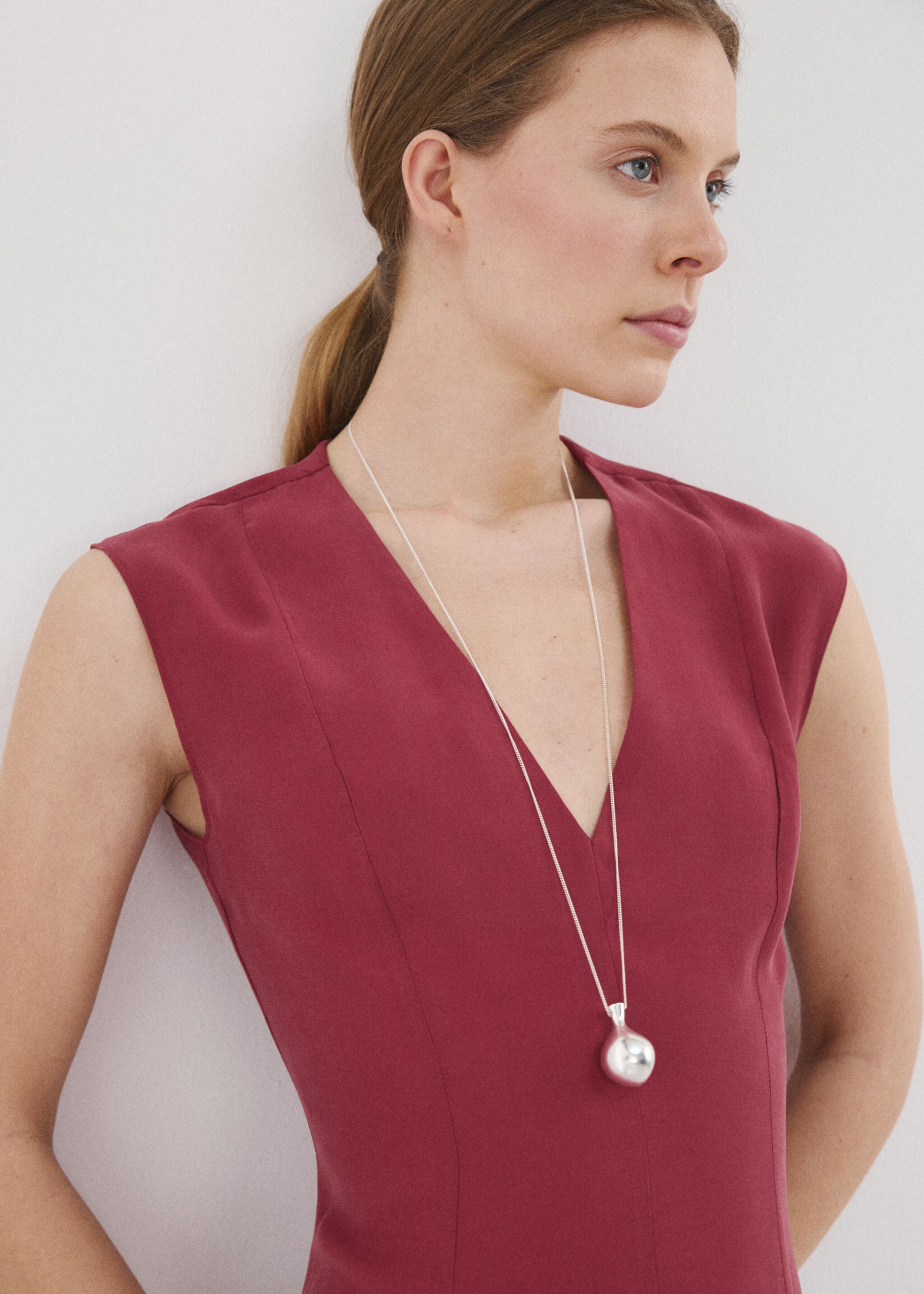 Midi dress with V-neck - Details of the article 1, Burnt Orange. Ref: 27007172-00.