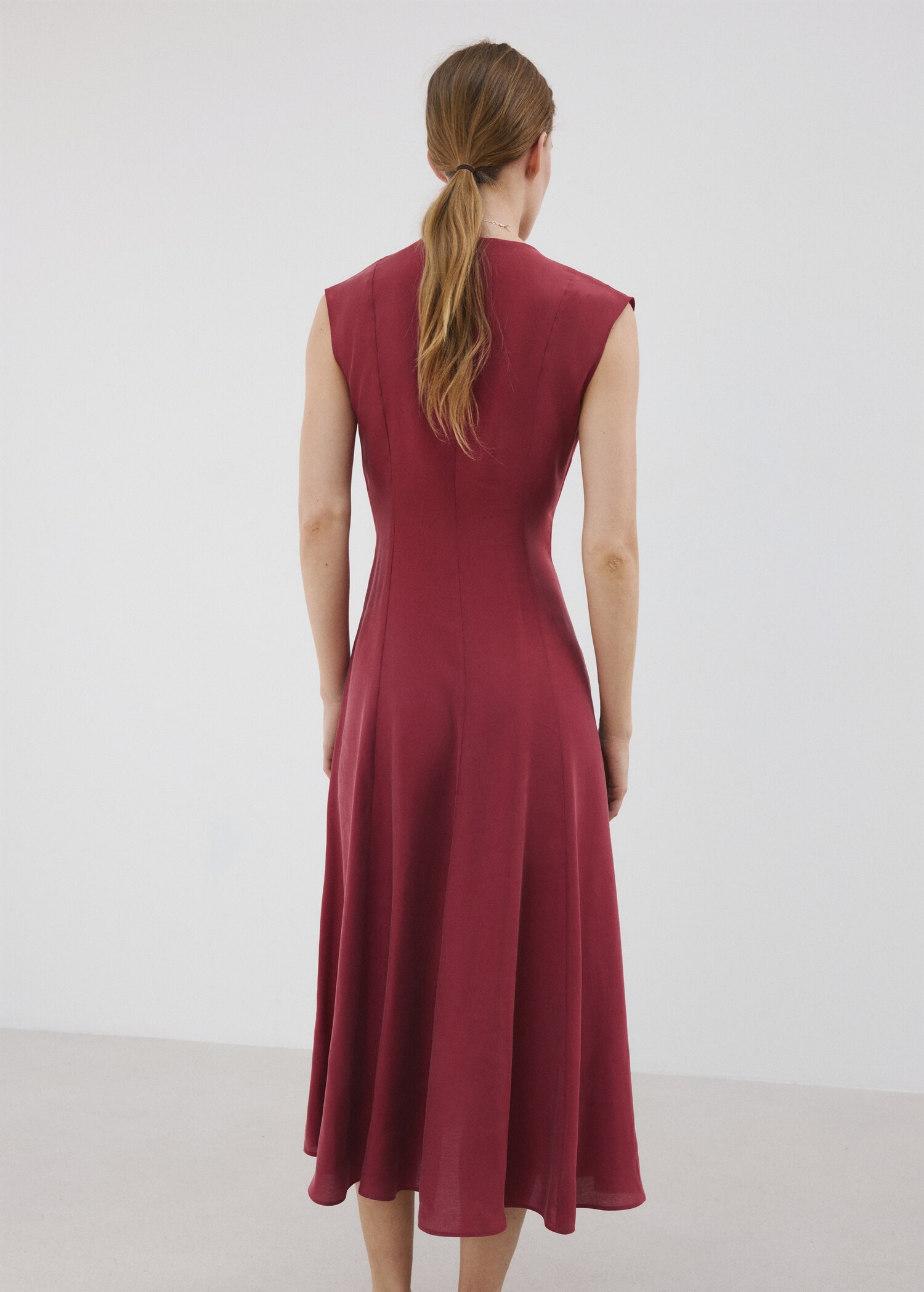 Midi dress with V-neck - Reverse of the article