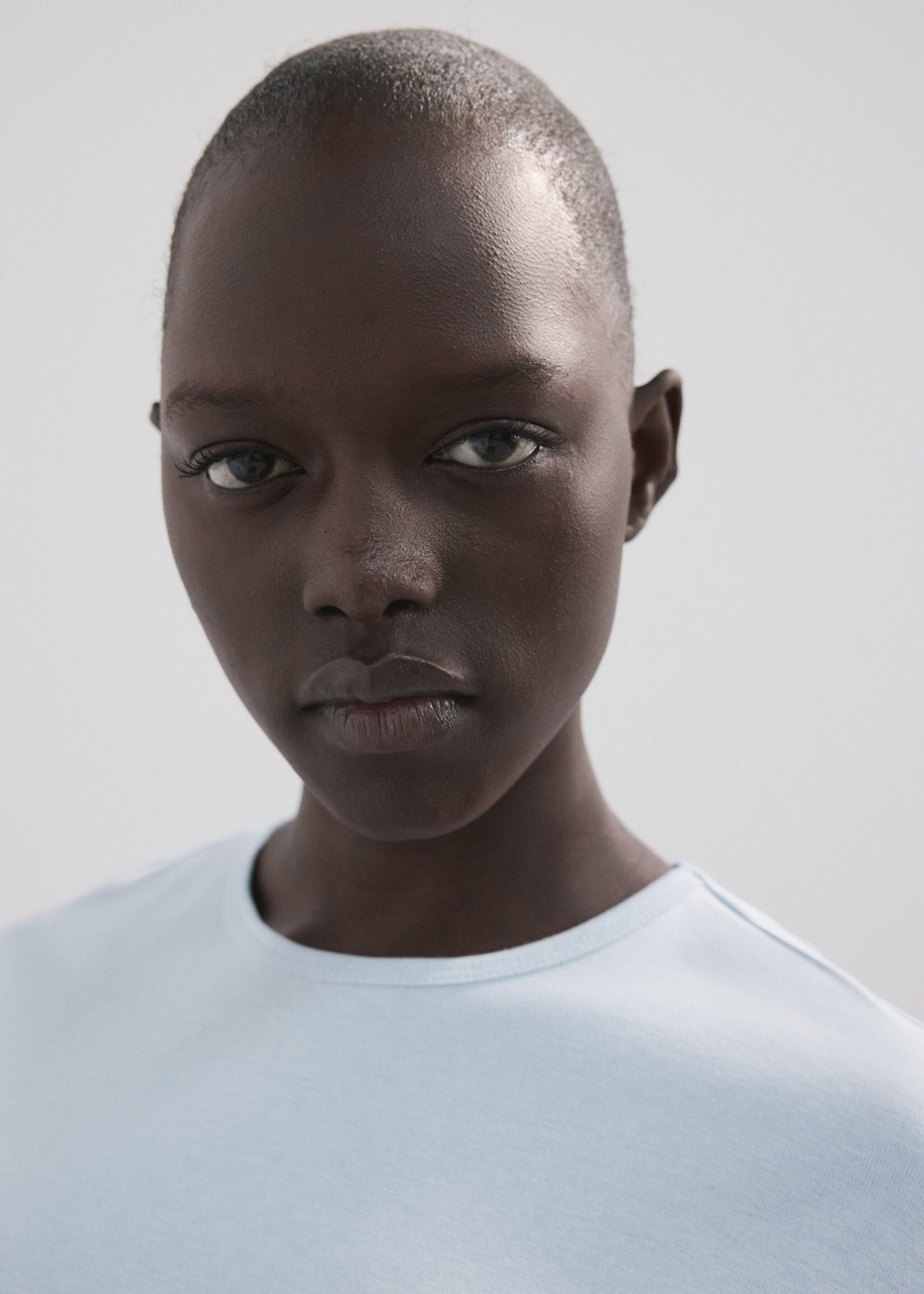 تي شيرت بكم قصير من القطن المختلط - تفاصيل المنتج 1, أزرق سماوي. Ref: 27007805-00.