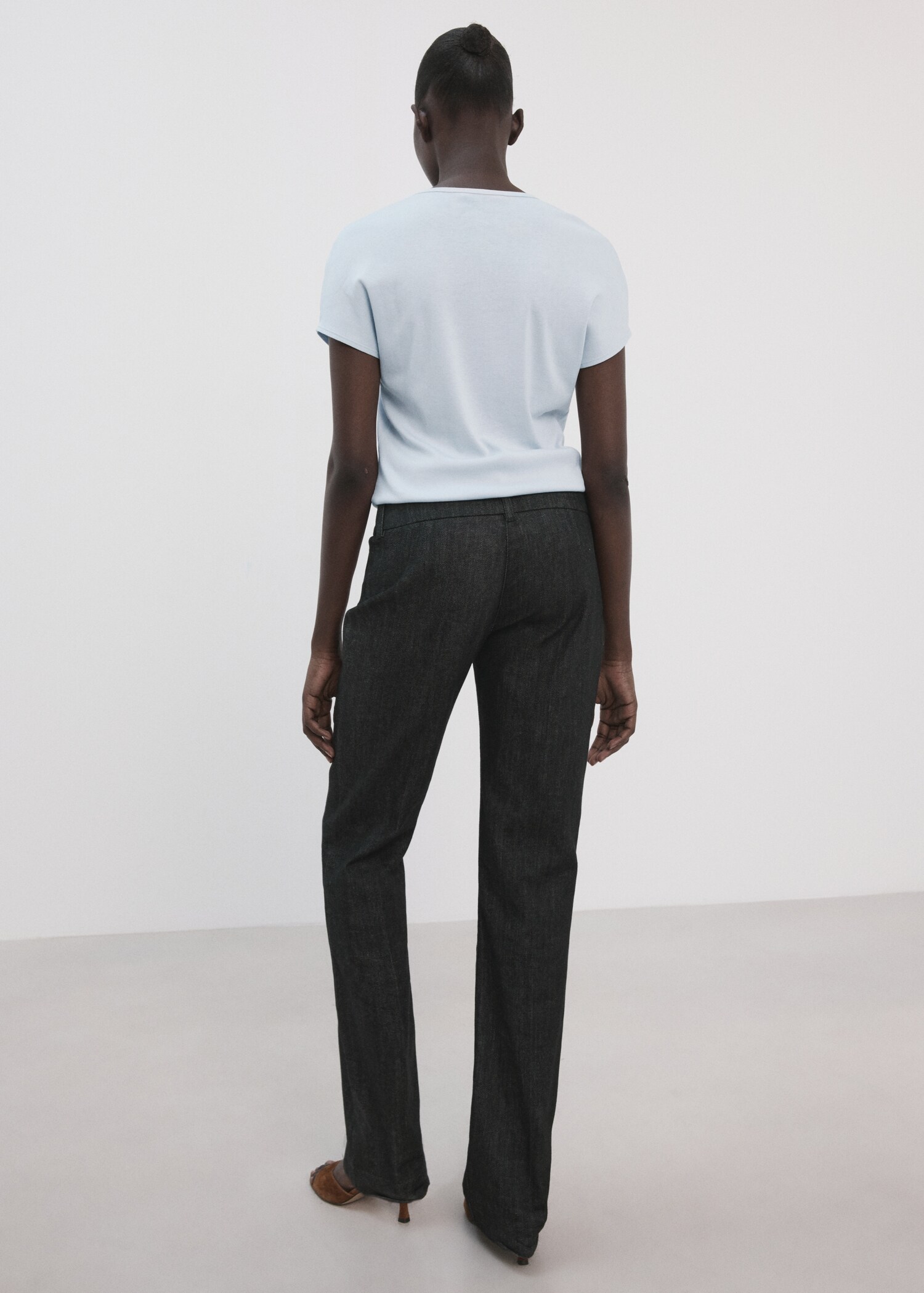 تي شيرت بكم قصير من القطن المختلط - الجهة الخلفية للمنتج