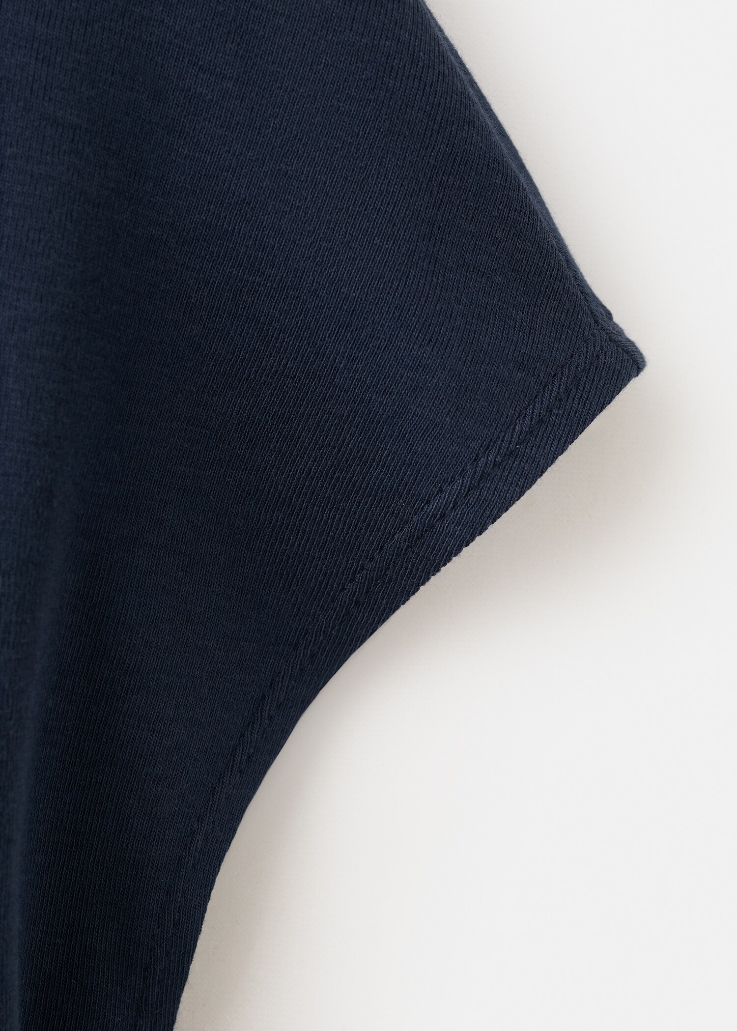 تي شيرت بكم قصير من القطن المختلط - تفاصيل المنتج 0