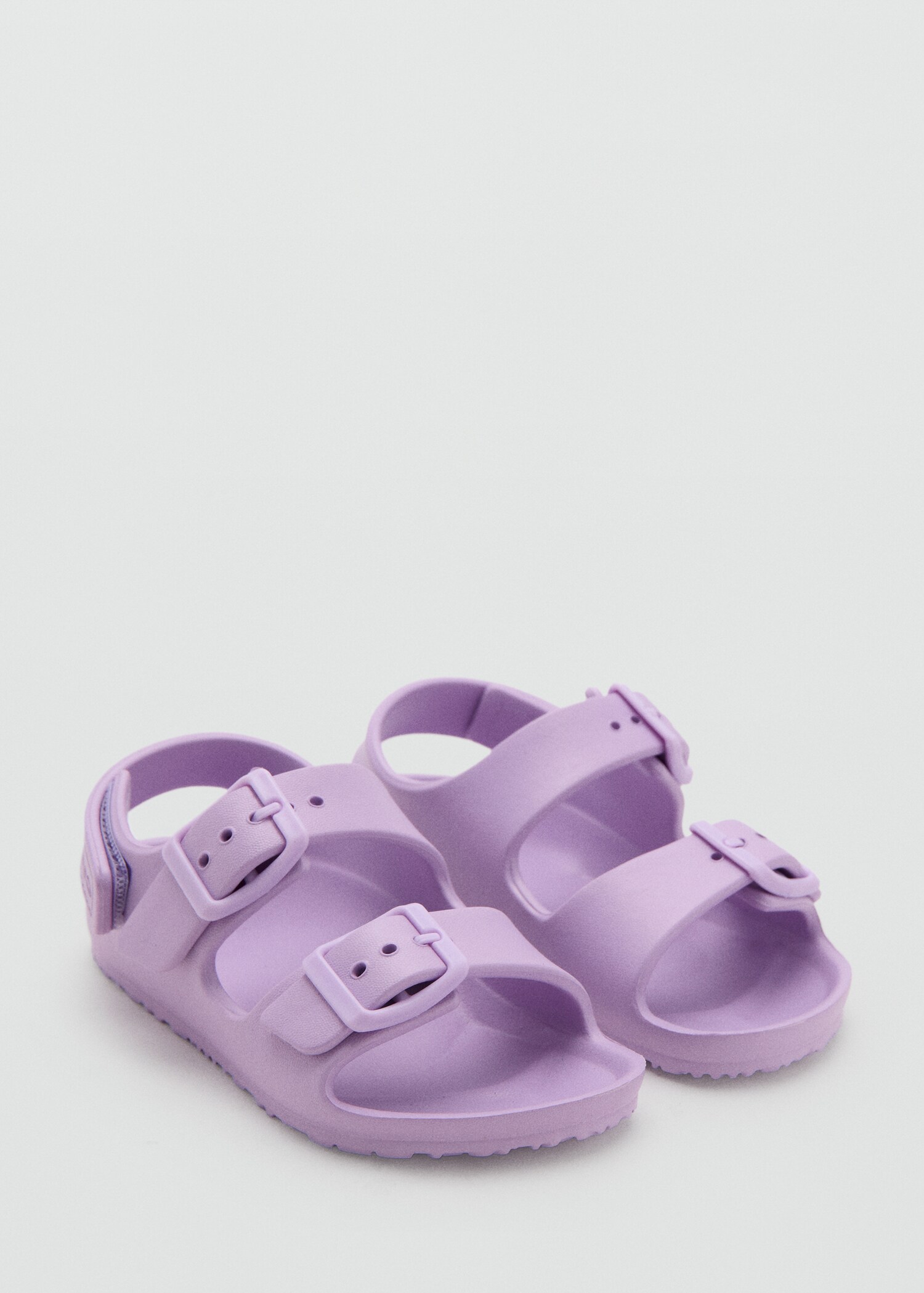 Rubberised buckle sandals - Medium plane