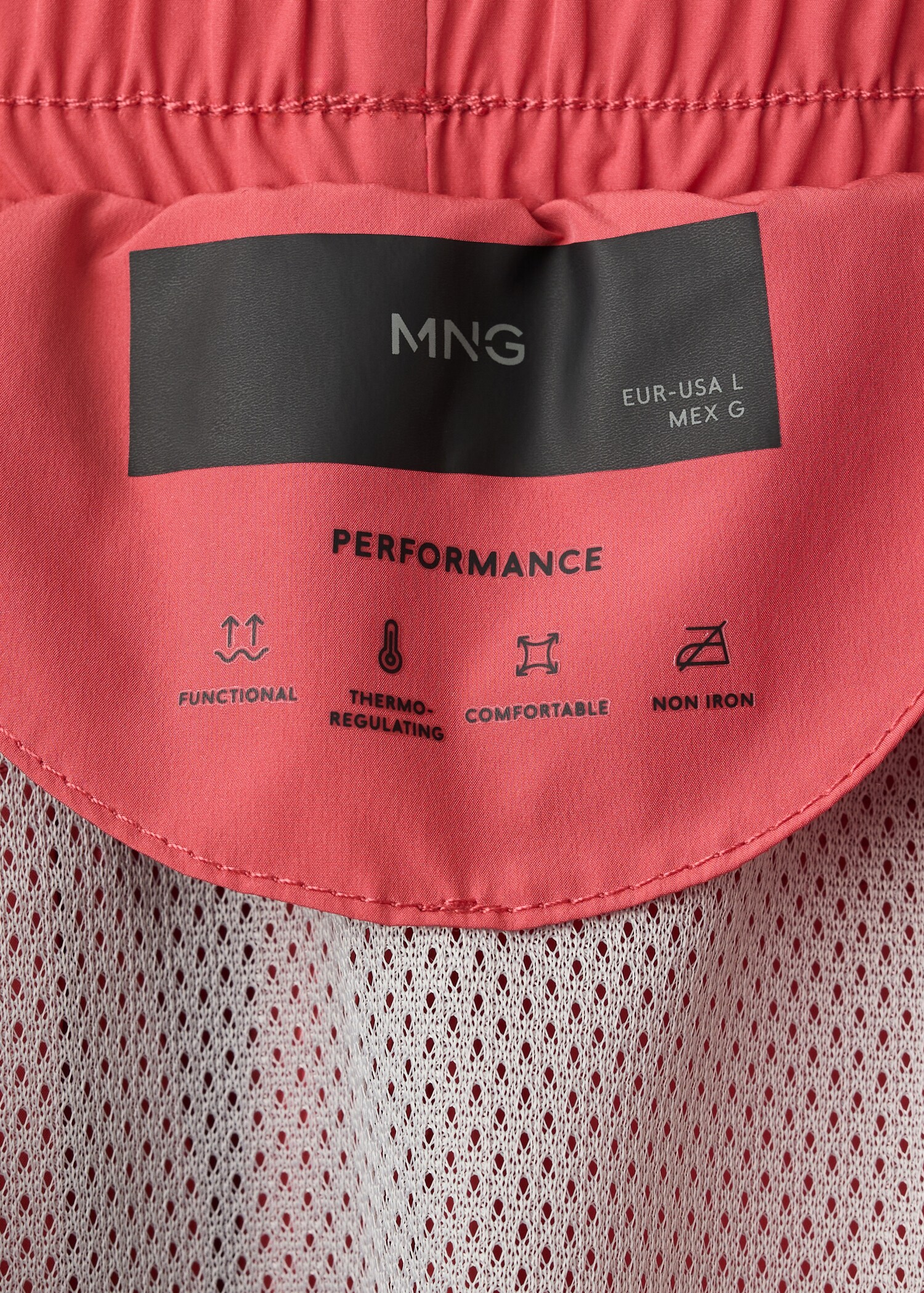 Swimsuit with zip pockets - Details of the article 0