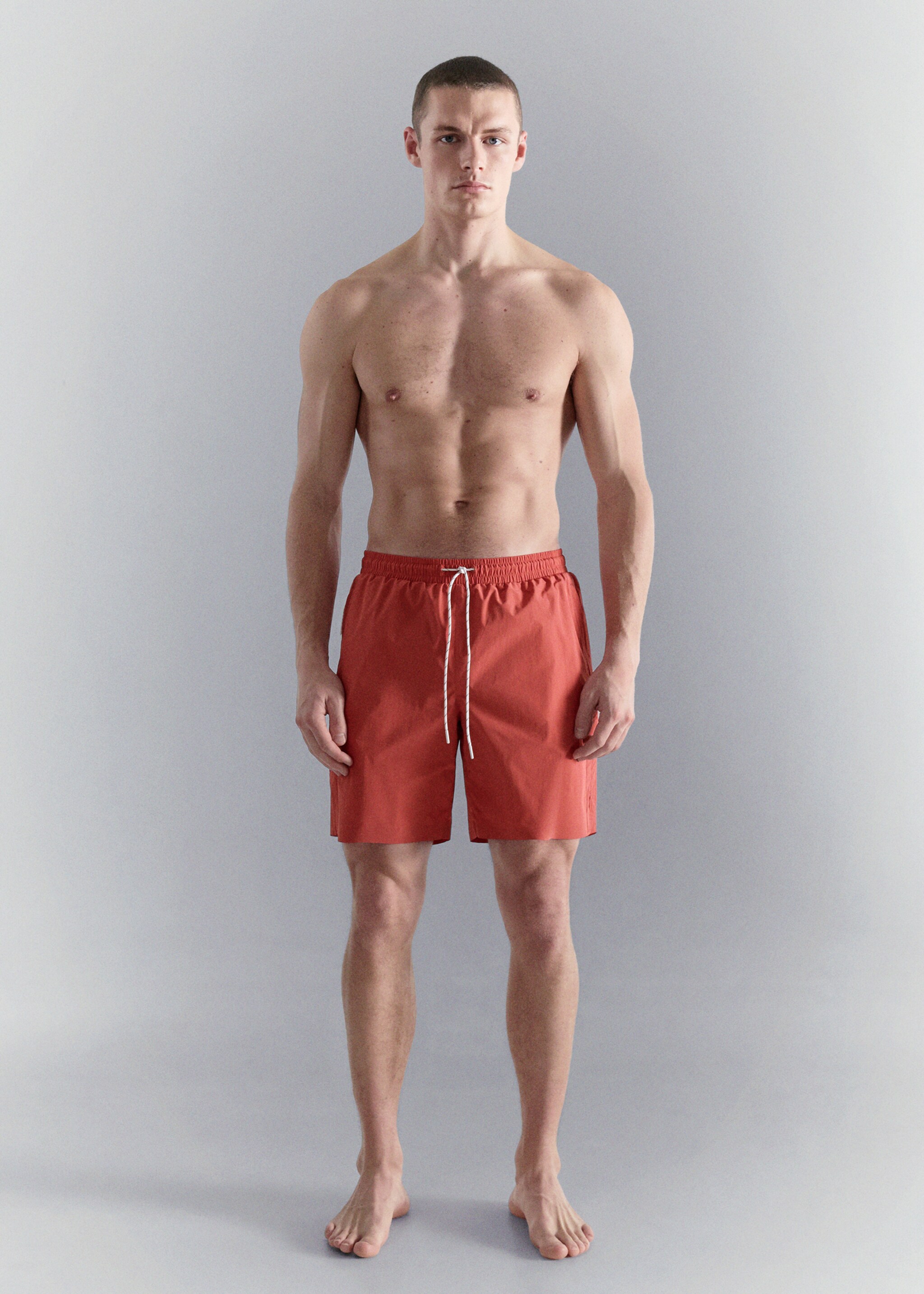 Maillot de bain à poches zippées - Détail de l'article 4, Rouge. Ref: 27007916-00.