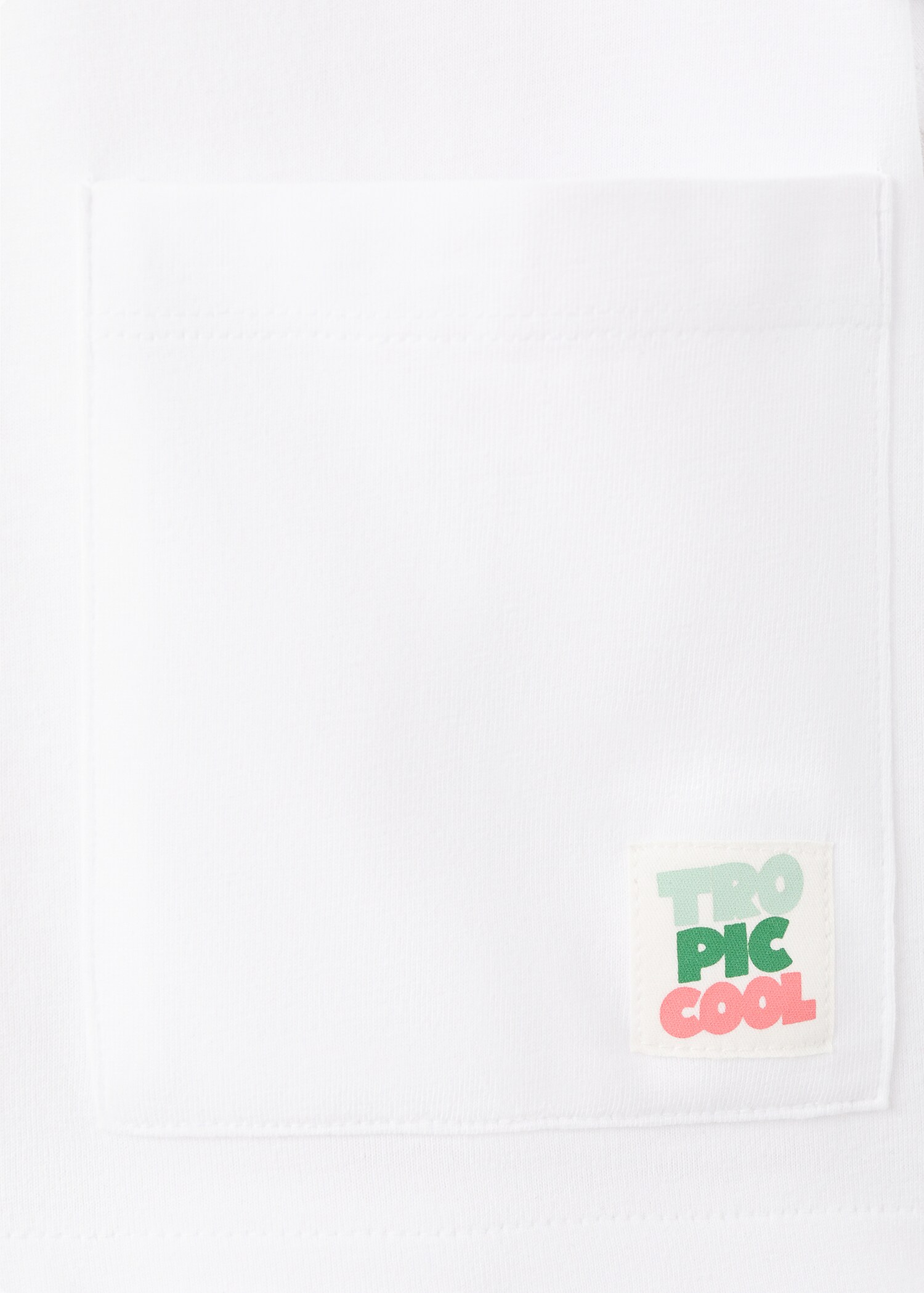 Cotton T-shirt with pocket detail - Details of the article 0