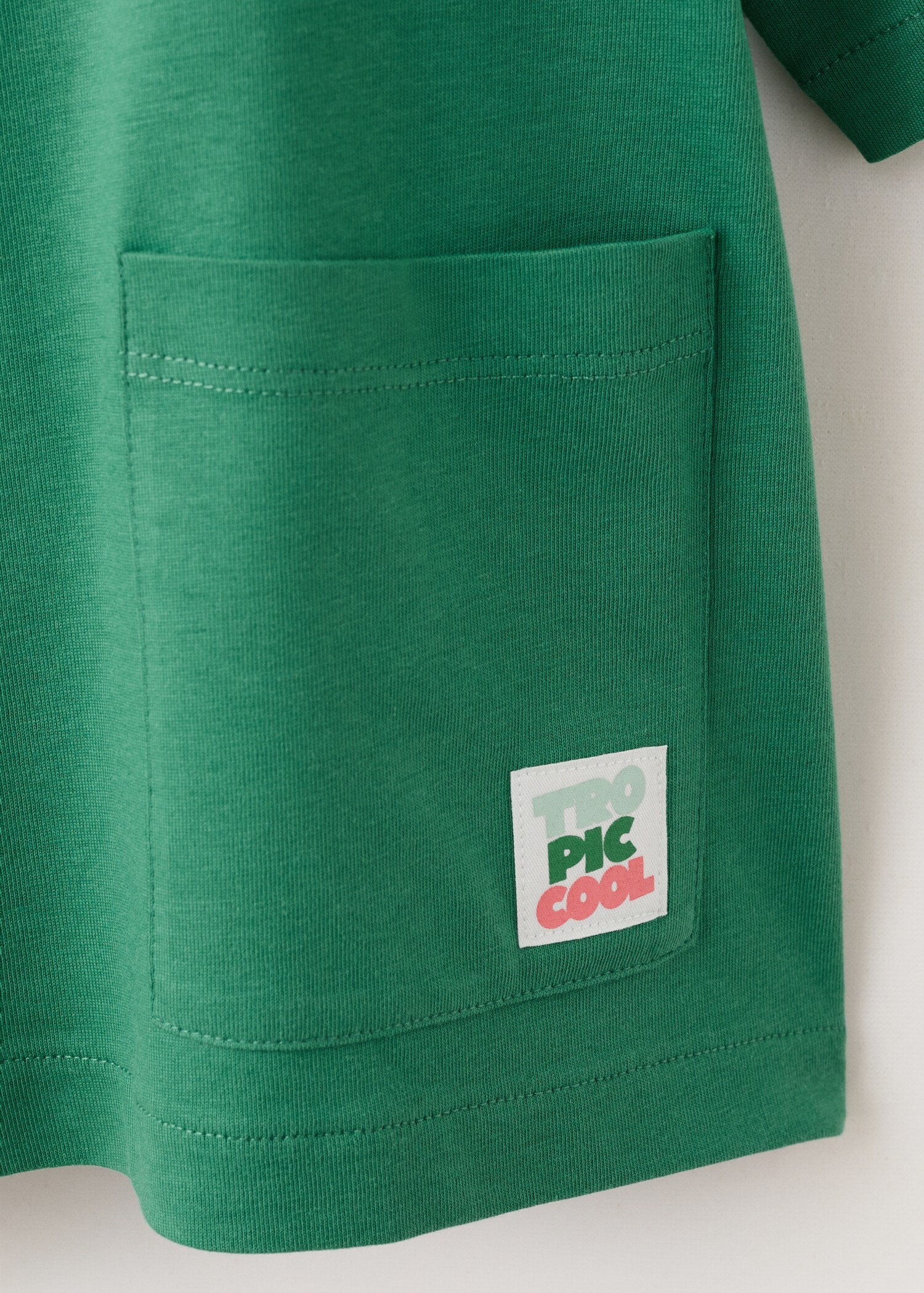 Cotton T-shirt with pocket detail - Details of the article 8