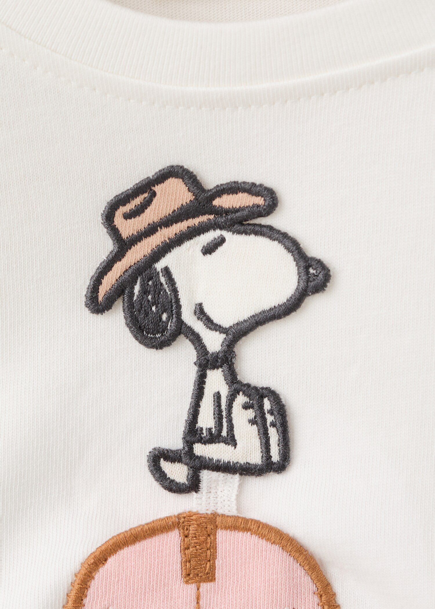 Snoopy embroidered t-shirt - Details of the article 8