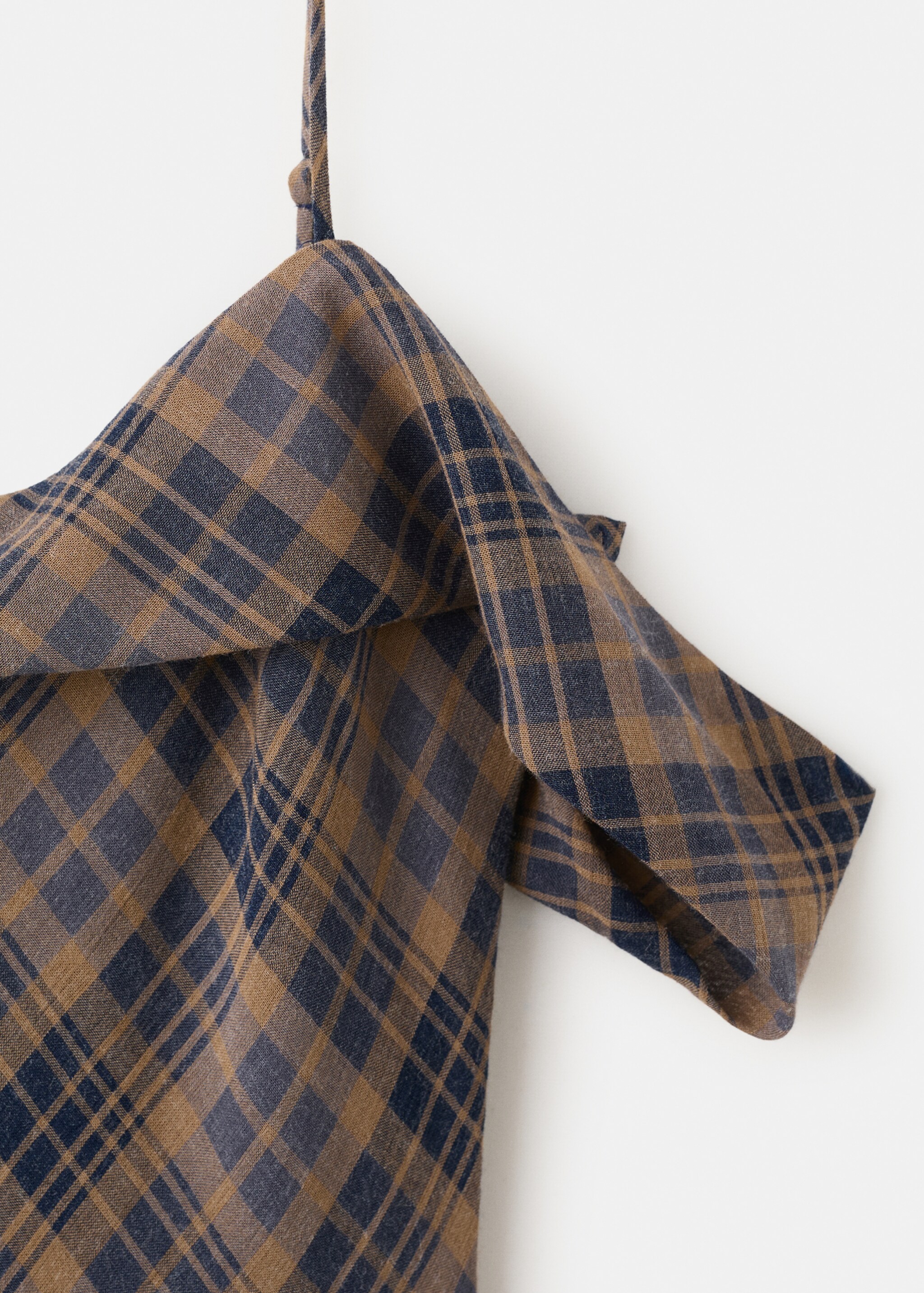 Check asymmetrical dress - Details of the article 0, Brown. Ref: 27009101-00.