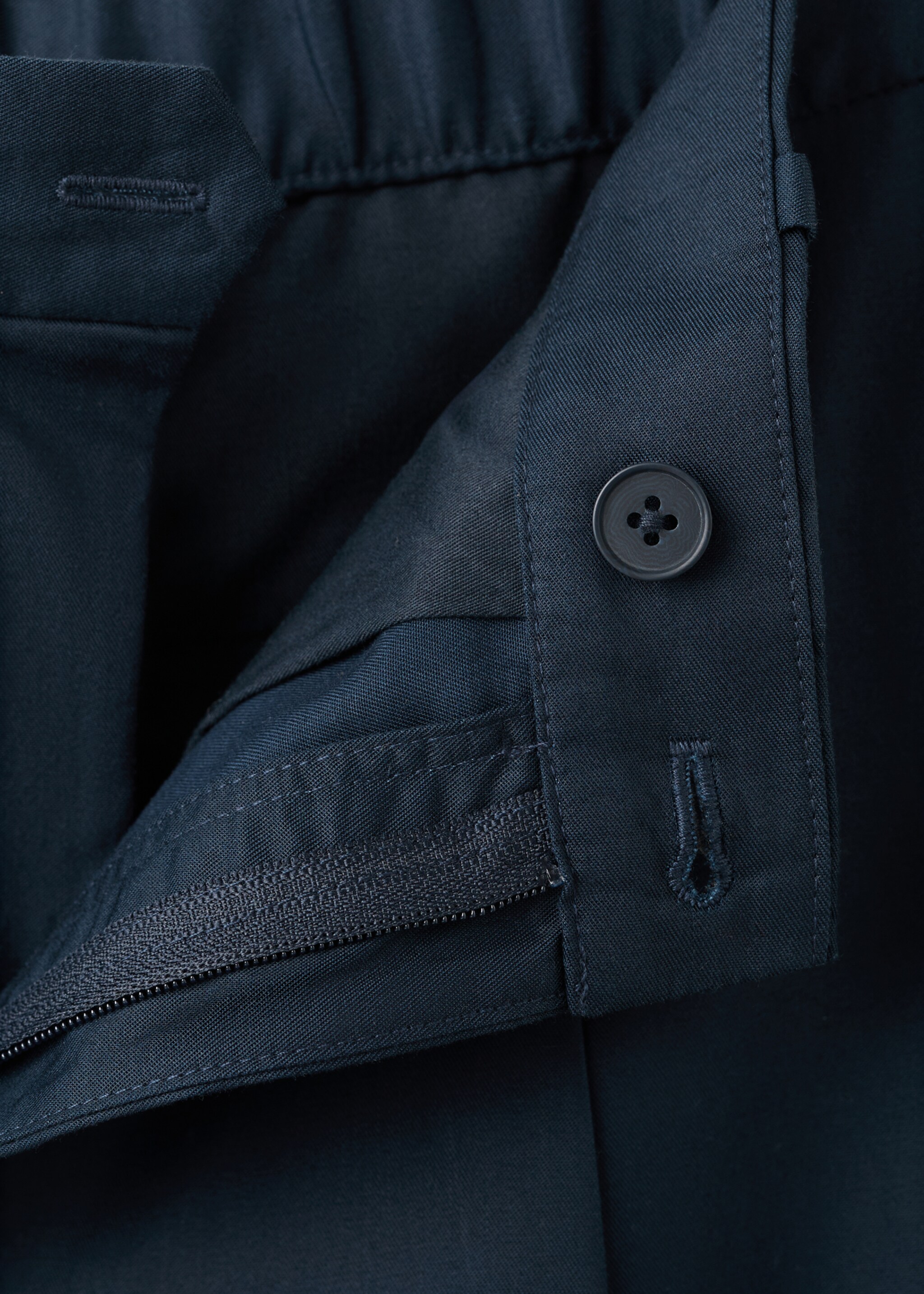 Pantalon lighter - Détail de l'article 8, Bleu marine. Ref: 27011191-00.