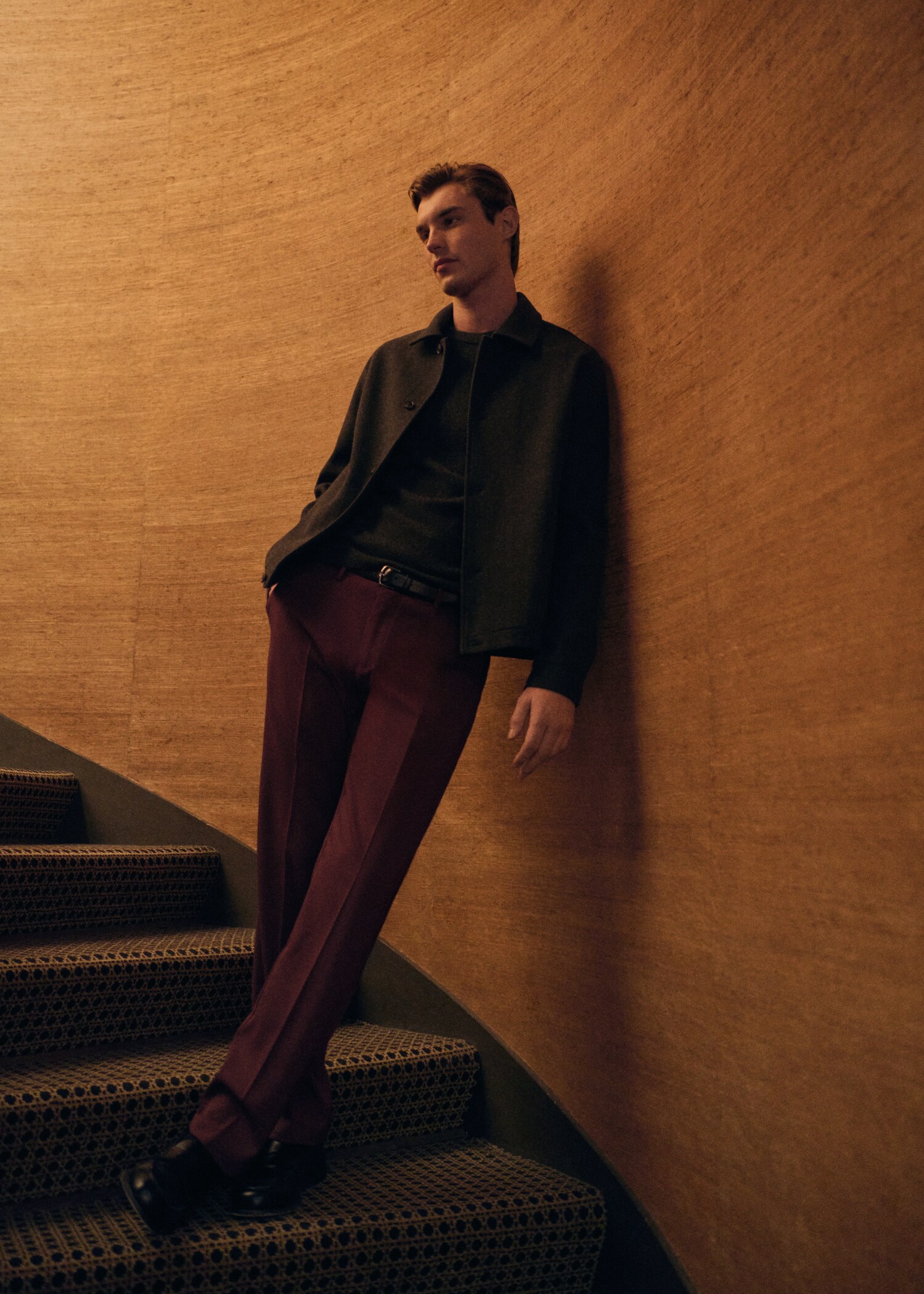 Fluid regular-fit trousers - Details of the article 5