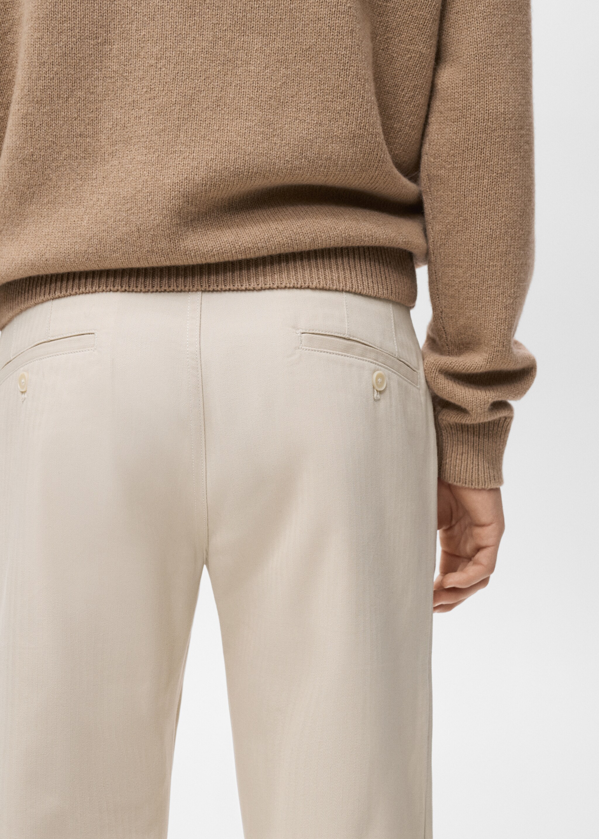 Trousers oren - Details of the article 6, Sand. Ref: 27011197-00.